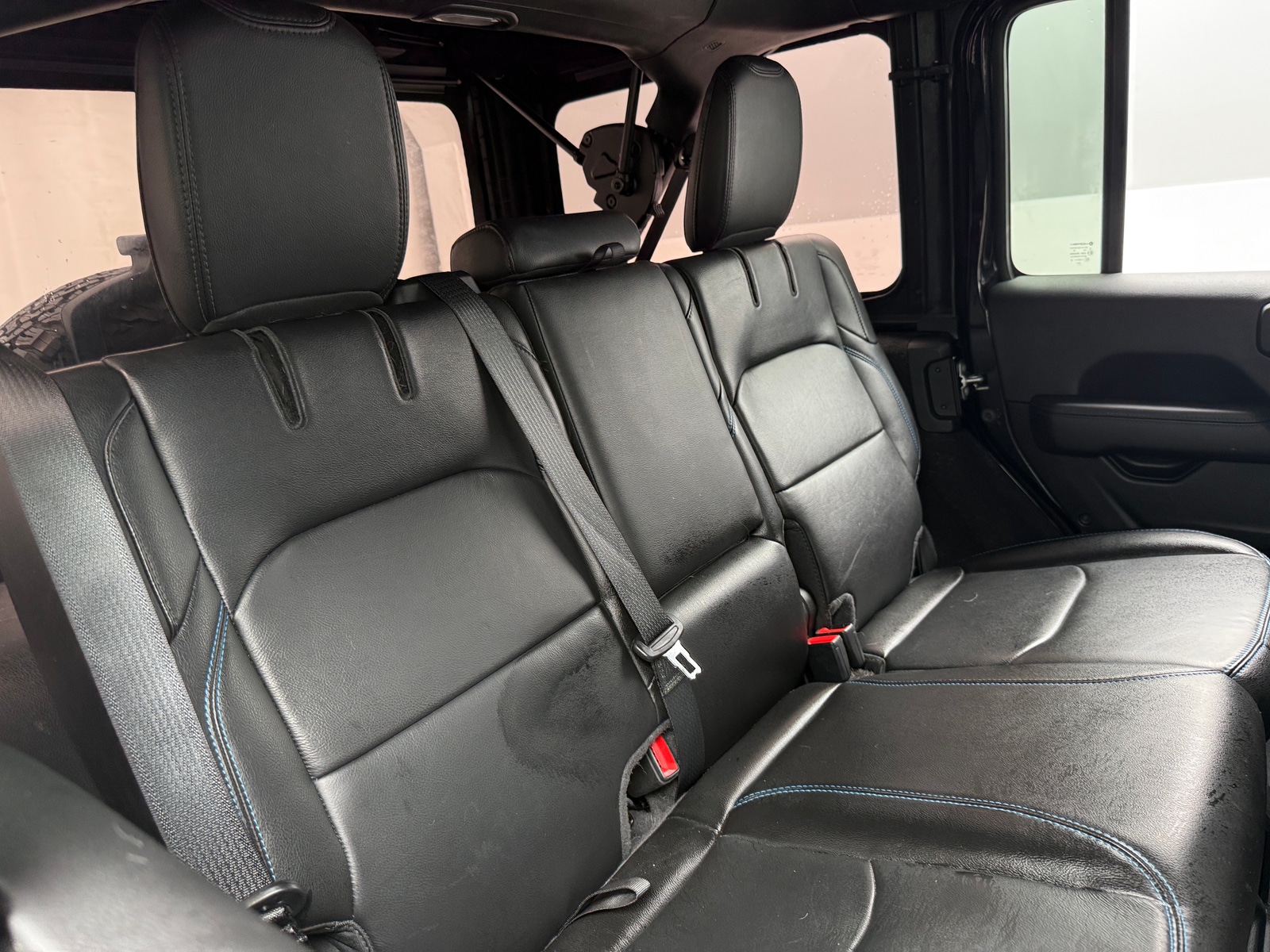 Thumbnail: 2021 Jeep Wrangler - 5
