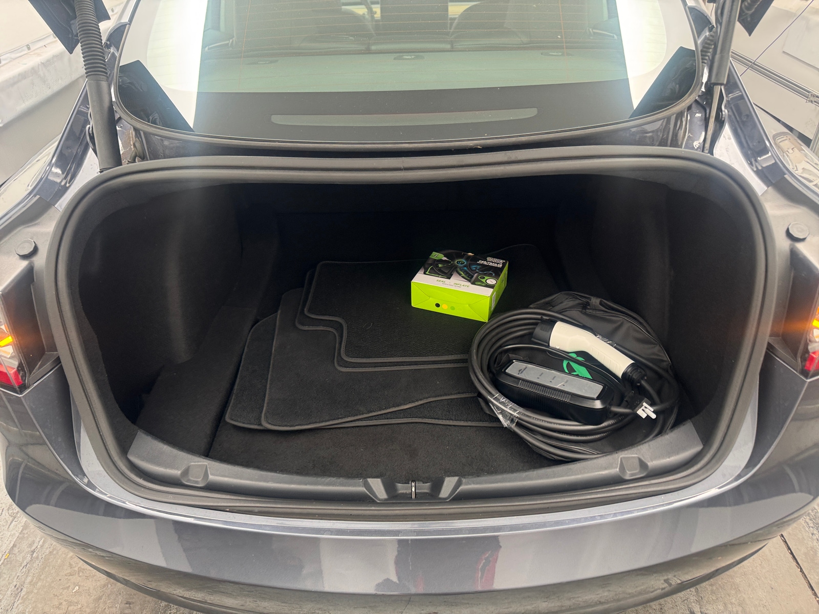 Thumbnail: 2023 Tesla Model 3 - 6