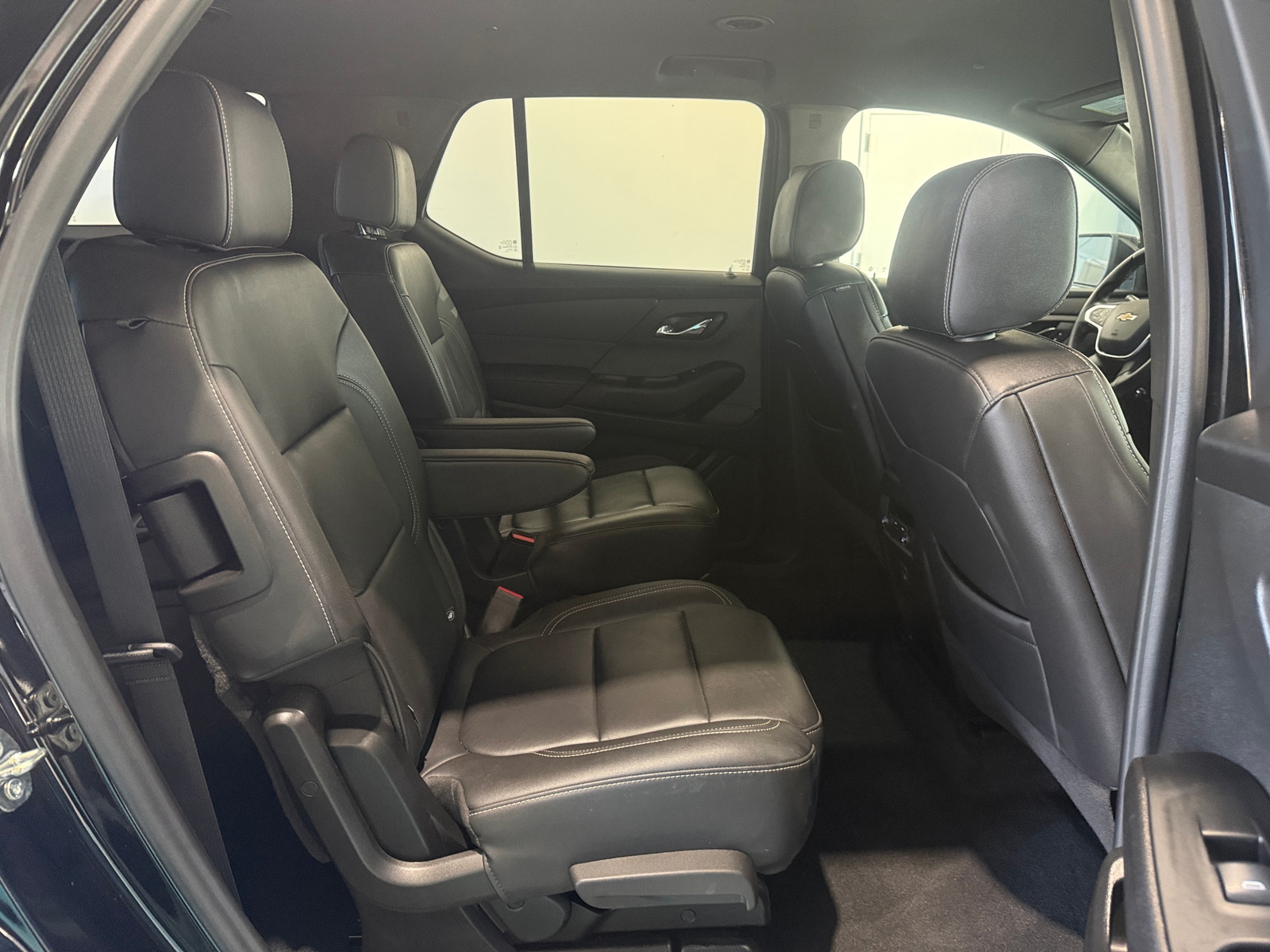 Thumbnail: 2023 Chevrolet Traverse - 5