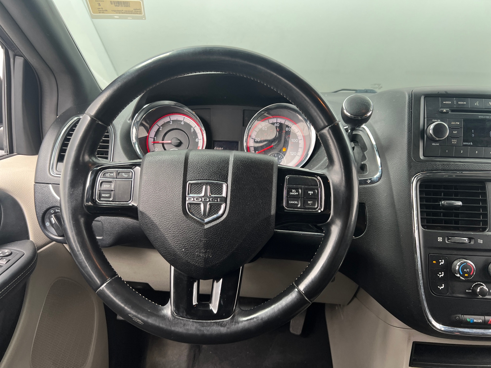 Thumbnail: 2016 Dodge Grand Caravan - 5