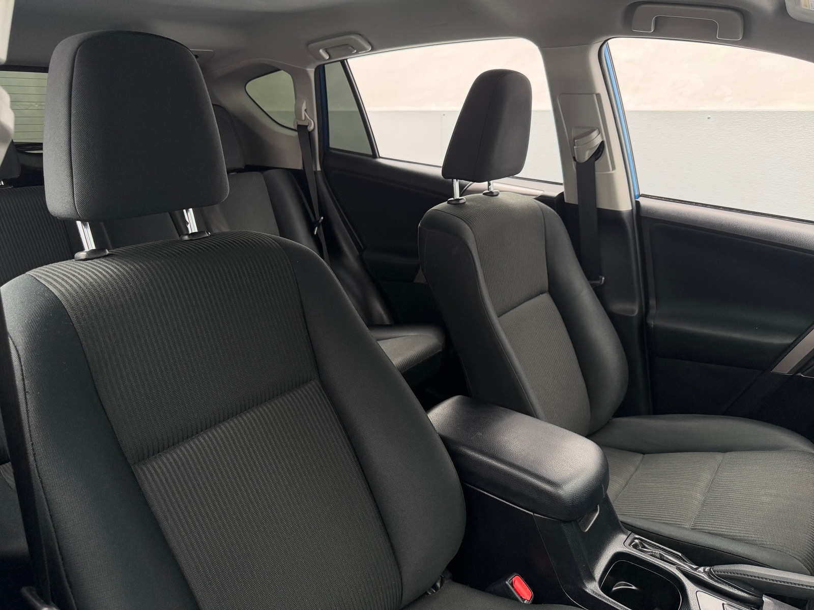 Thumbnail: 2018 Toyota RAV4 - 2