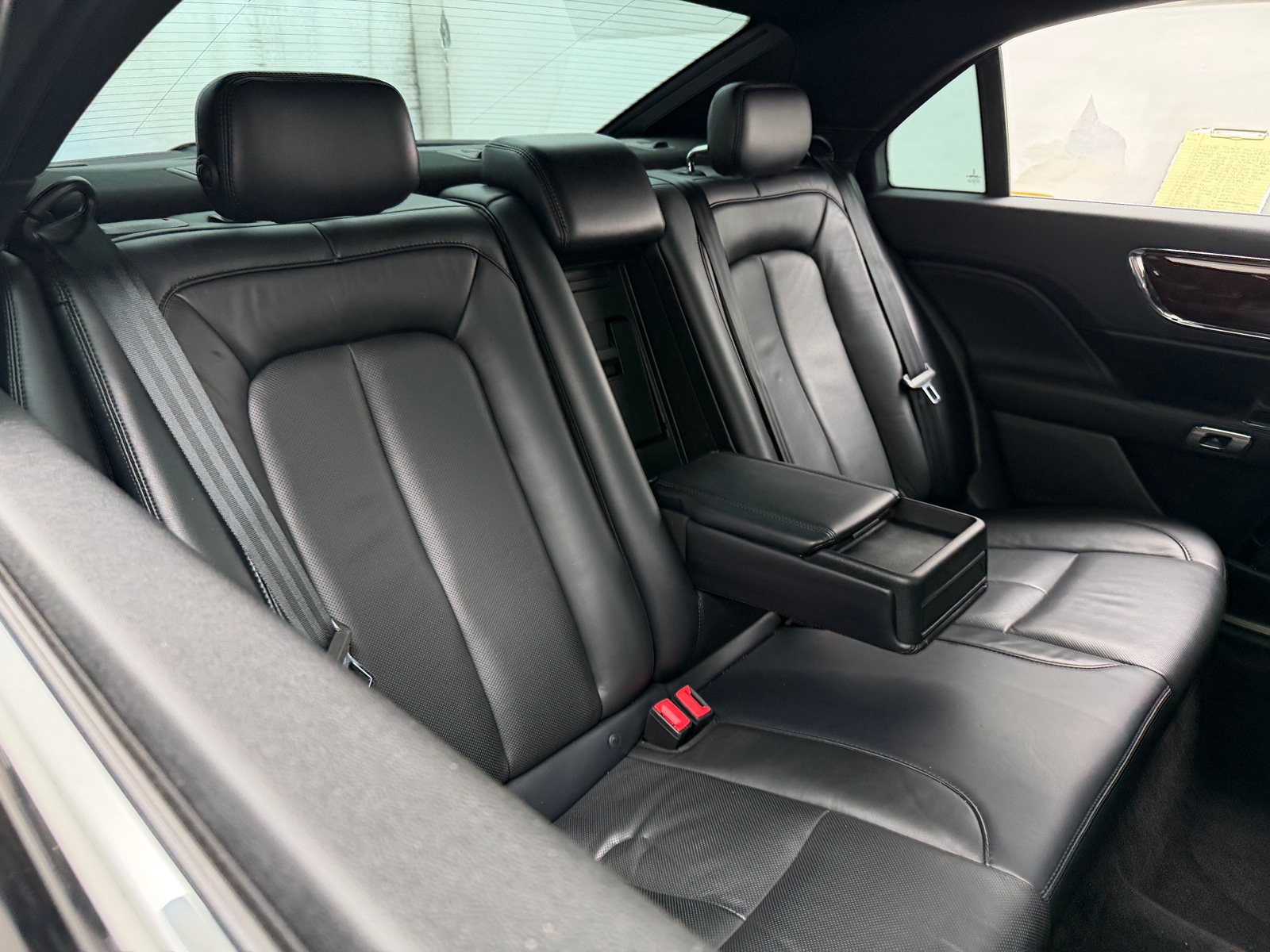 Thumbnail: 2017 Lincoln Continental - 5