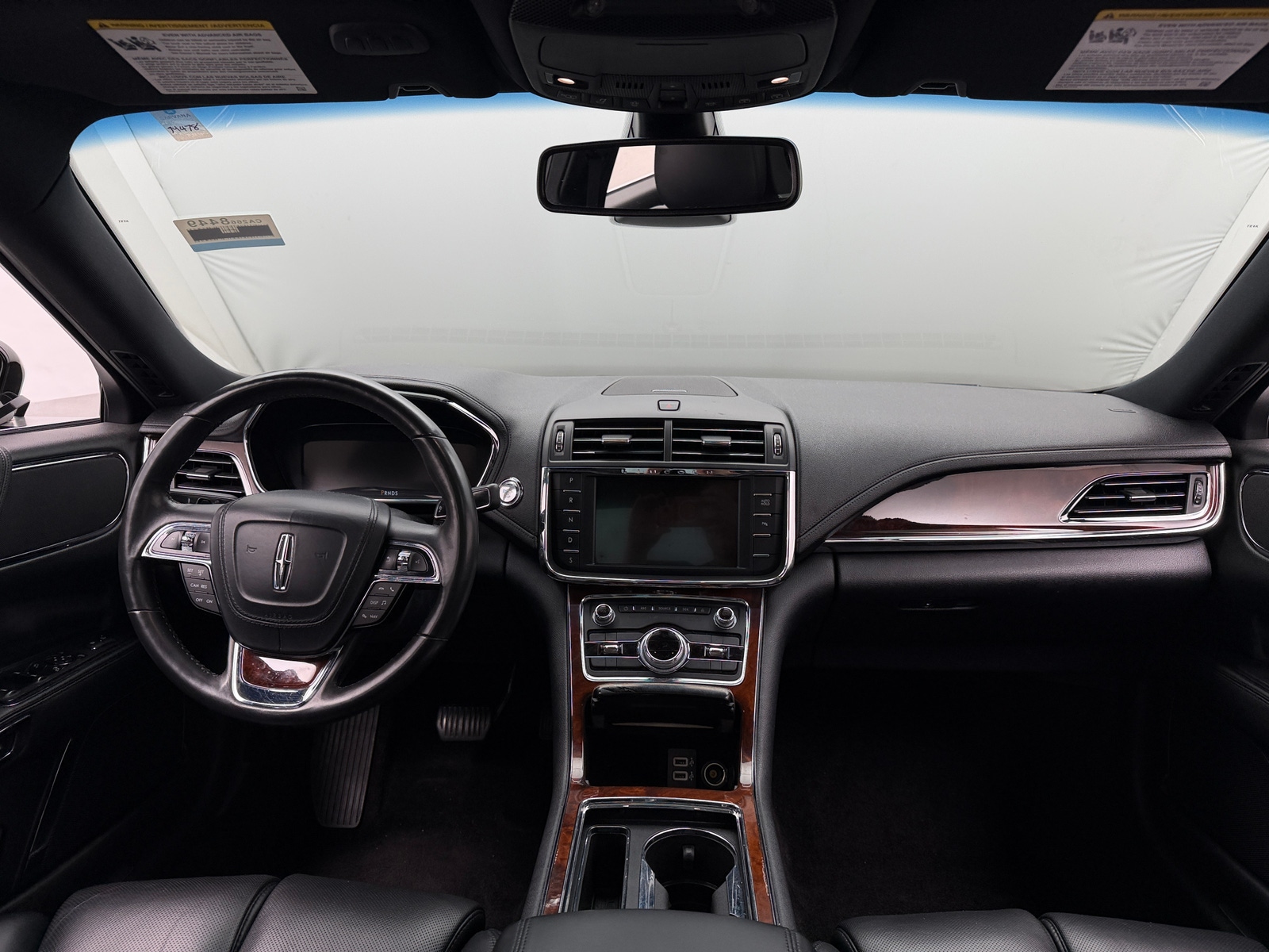 Thumbnail: 2017 Lincoln Continental - 2
