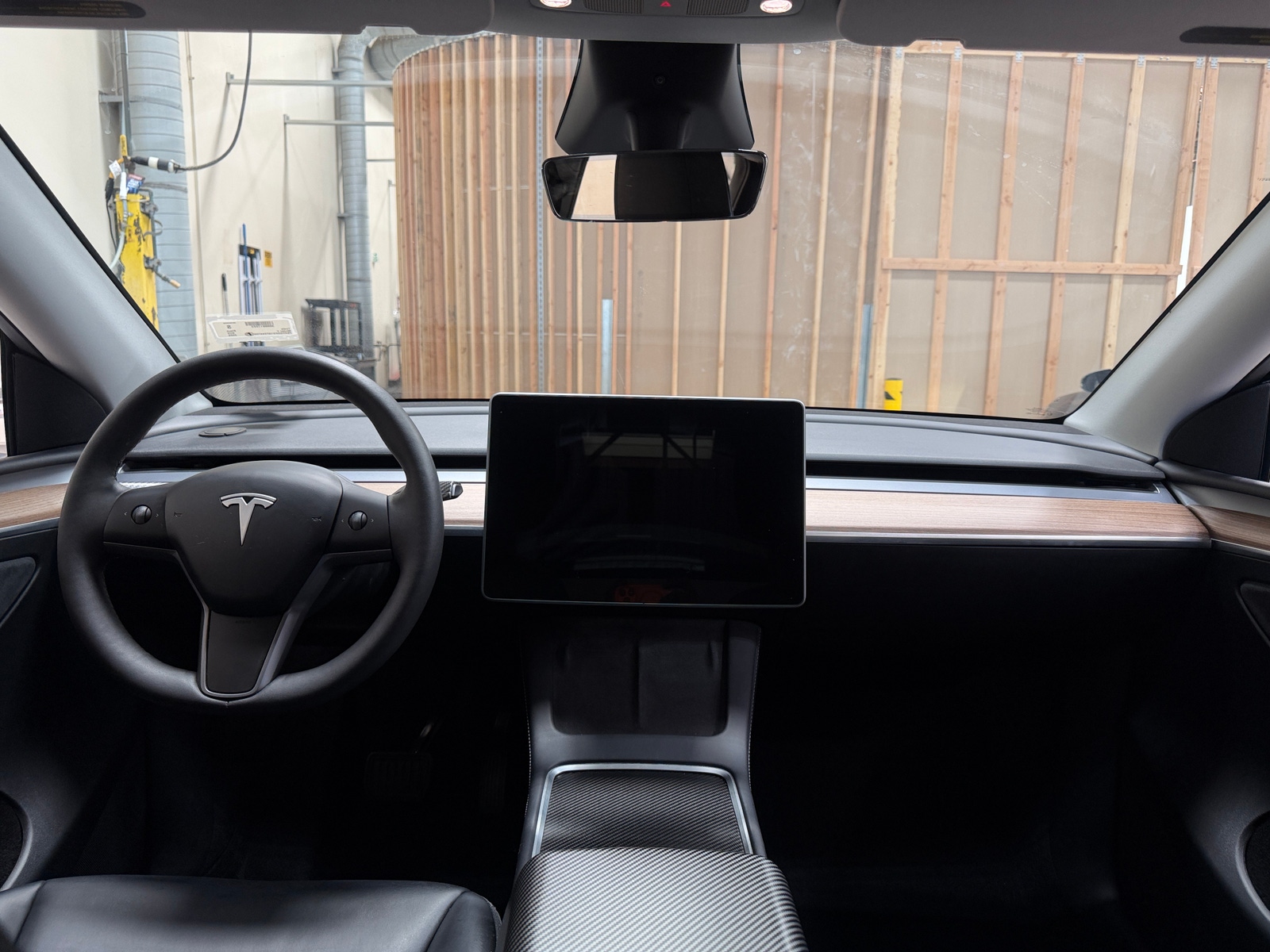 Thumbnail: 2025 Tesla Model Y - 2