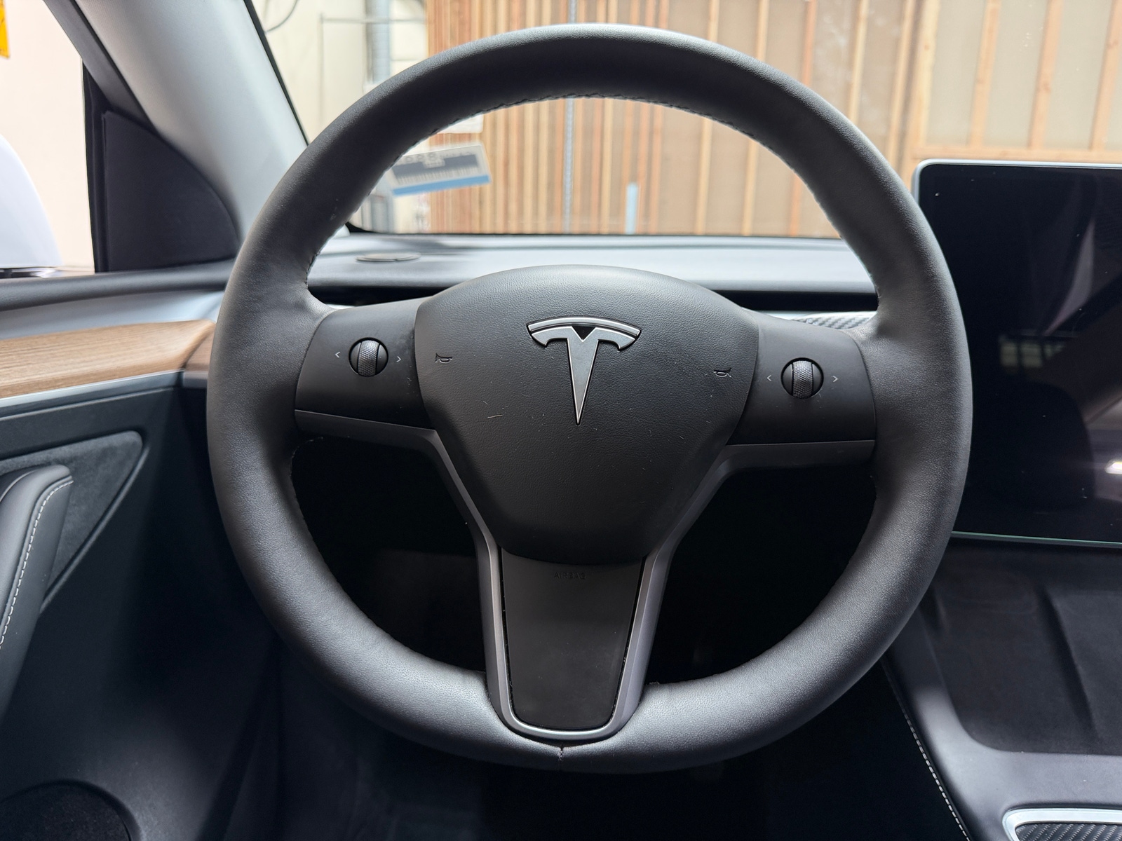 Thumbnail: 2025 Tesla Model Y - 4