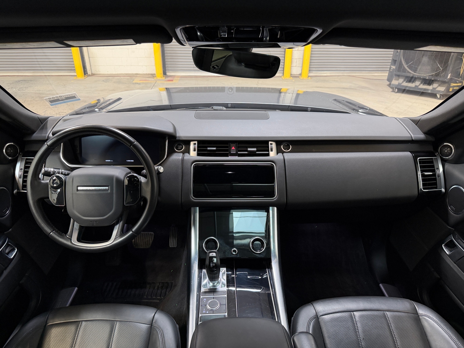 Thumbnail: 2019 Land Rover Range Rover Sport - 3