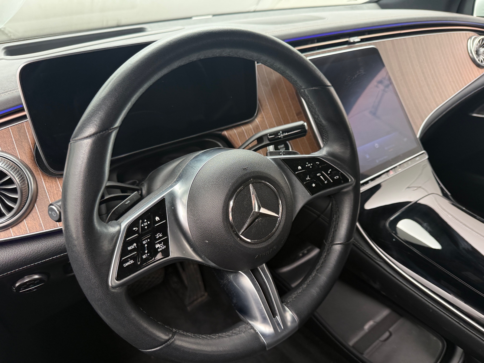 Thumbnail: 2023 Mercedes-Benz EQE - 4