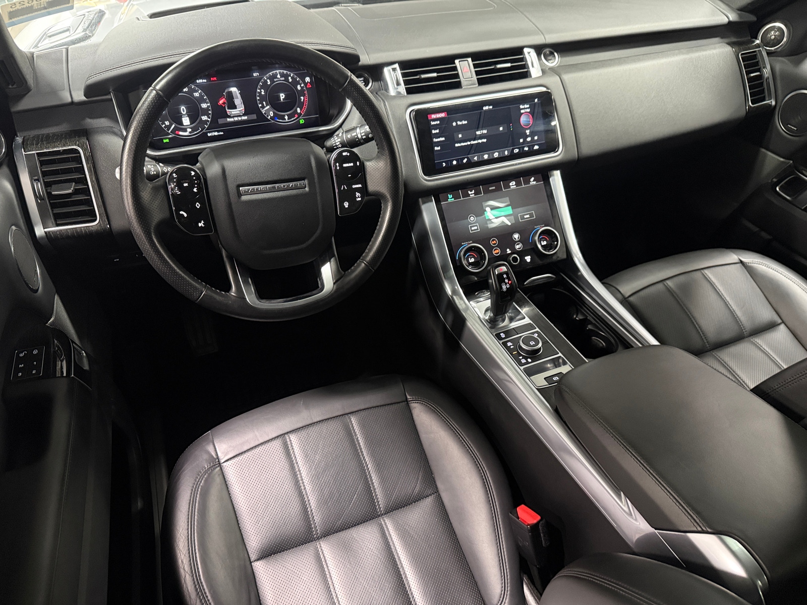 Thumbnail: 2020 Land Rover Range Rover Sport - 3