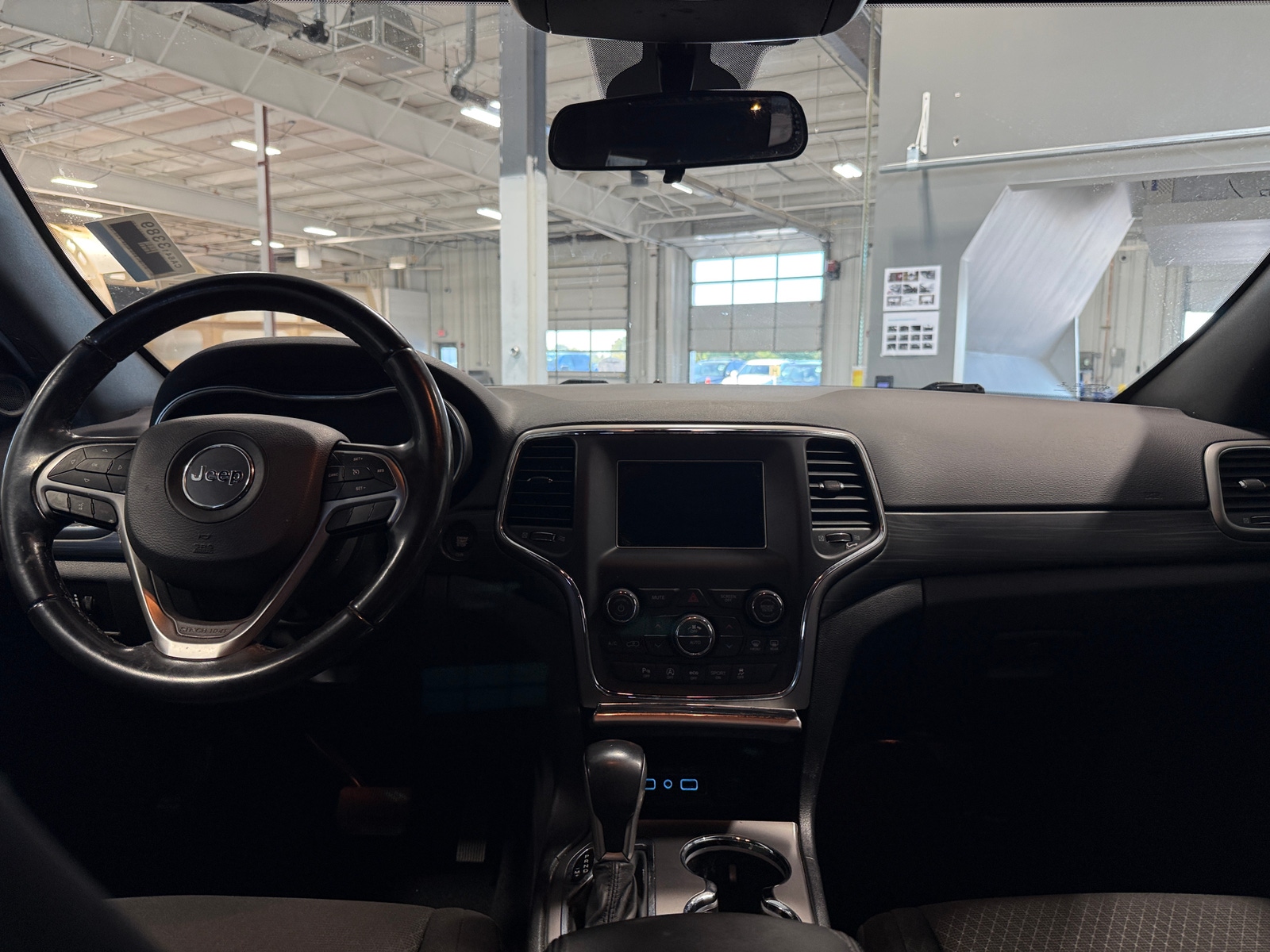 Thumbnail: 2021 Jeep Grand Cherokee - 3
