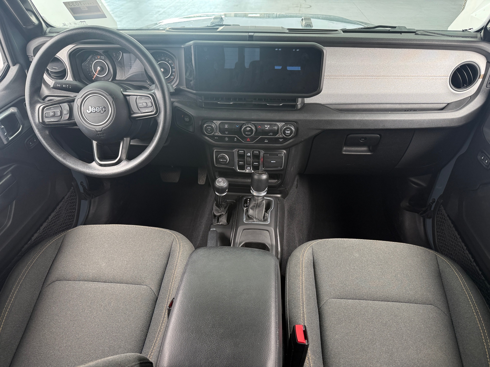 Thumbnail: 2024 Jeep Gladiator - 3