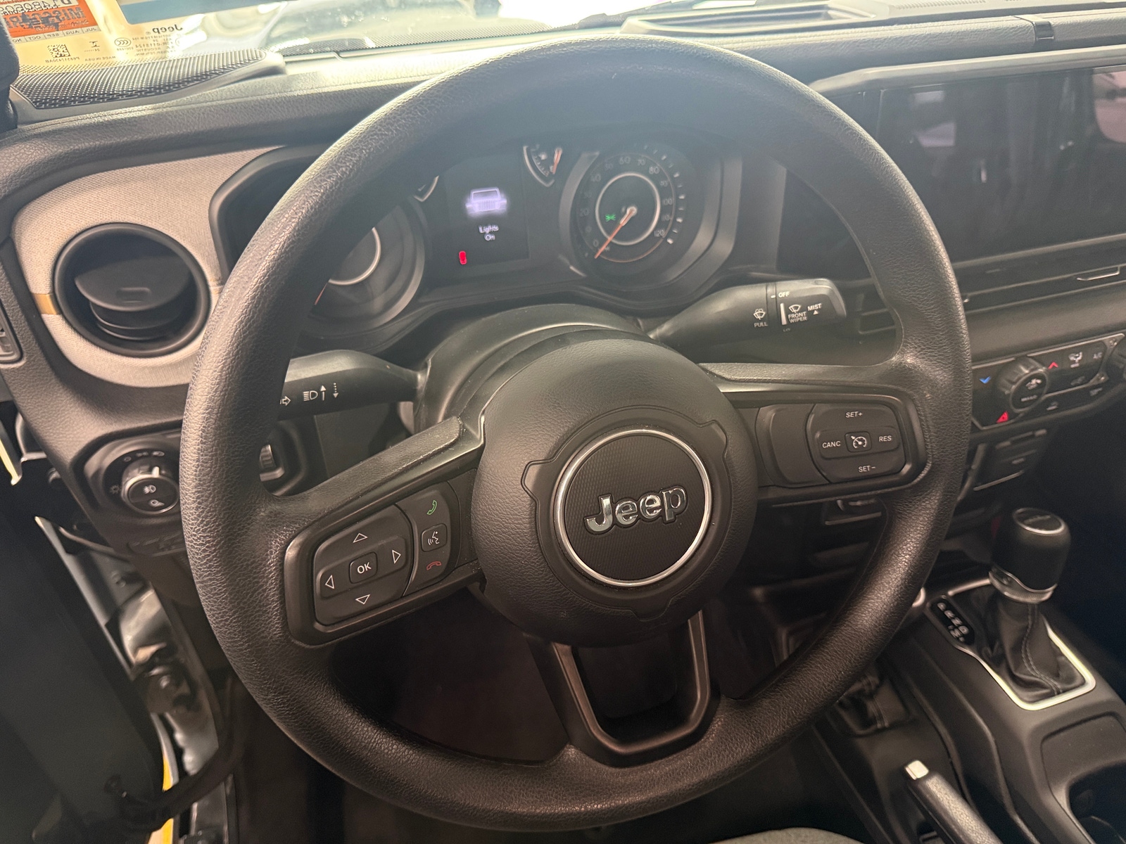 Thumbnail: 2024 Jeep Gladiator - 5
