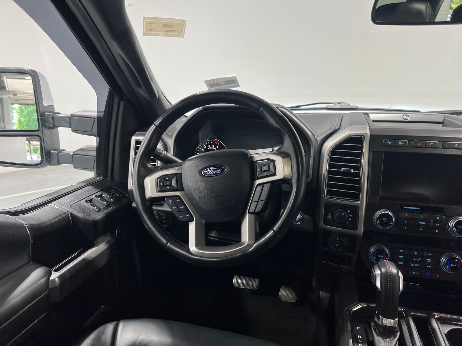 Thumbnail: 2020 Ford Econoline - 4