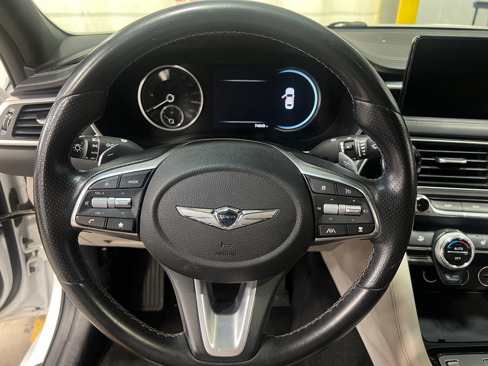 Thumbnail: 2022 Genesis G70 - 4