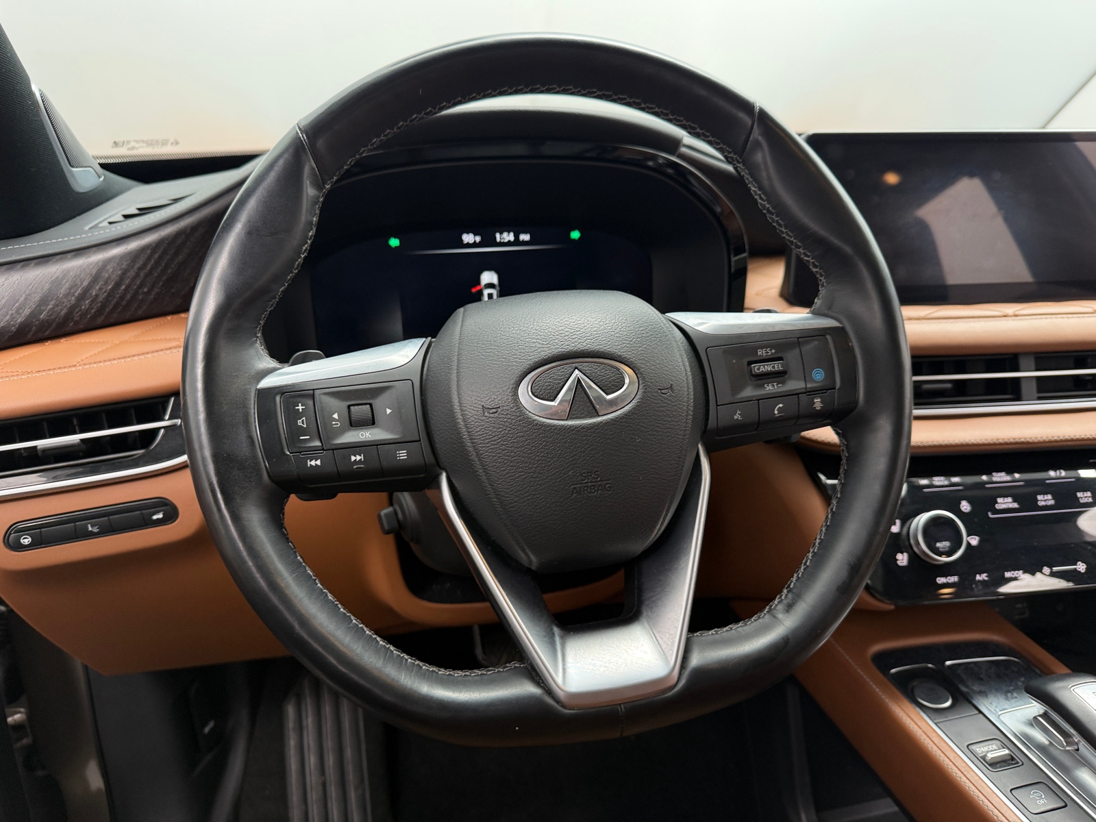 Thumbnail: 2023 INFINITI QX60 - 4