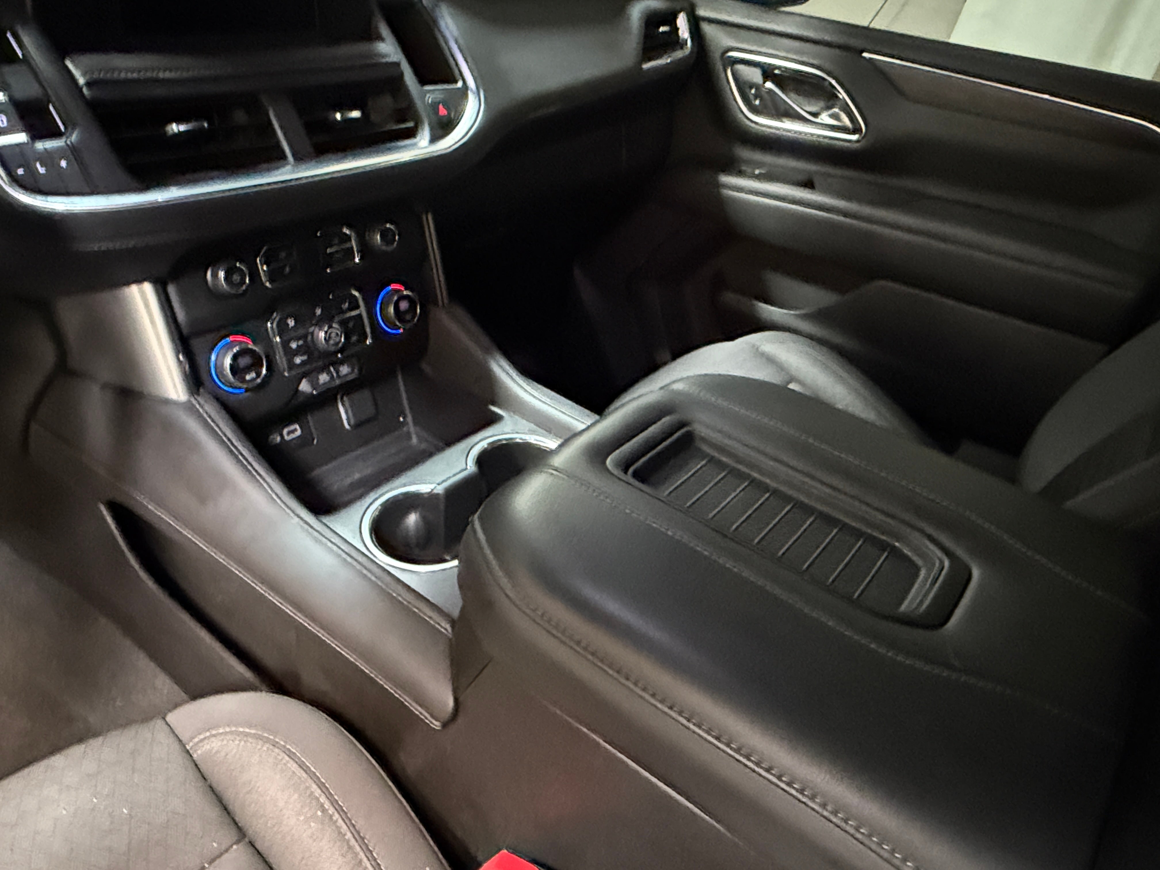 2024 Chevrolet Tahoe LS - Photo 4