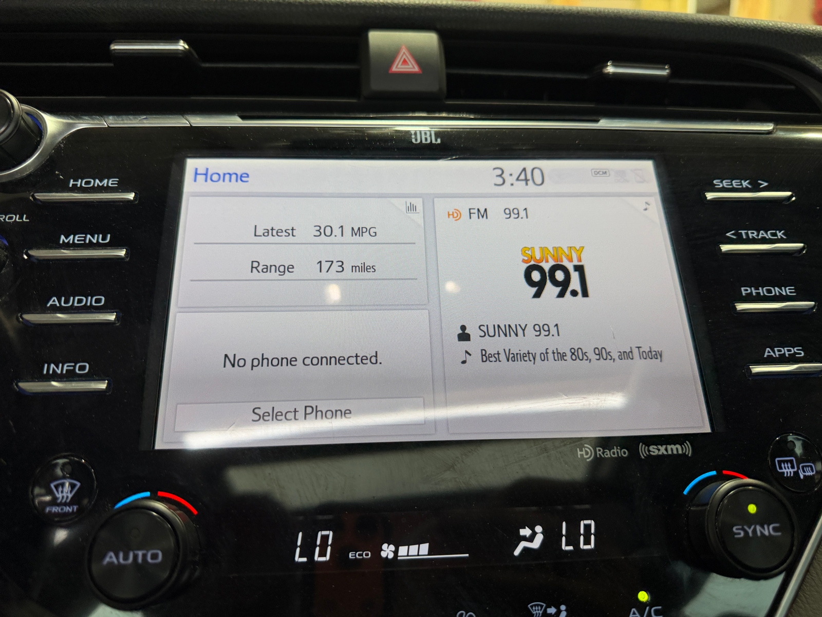 Thumbnail: 2018 Toyota Camry - 4