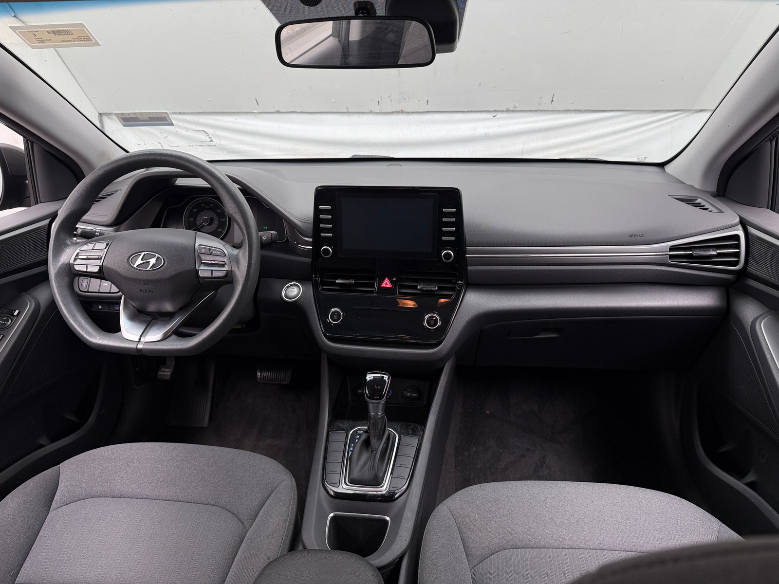 Thumbnail: 2020 Hyundai Ioniq - 3
