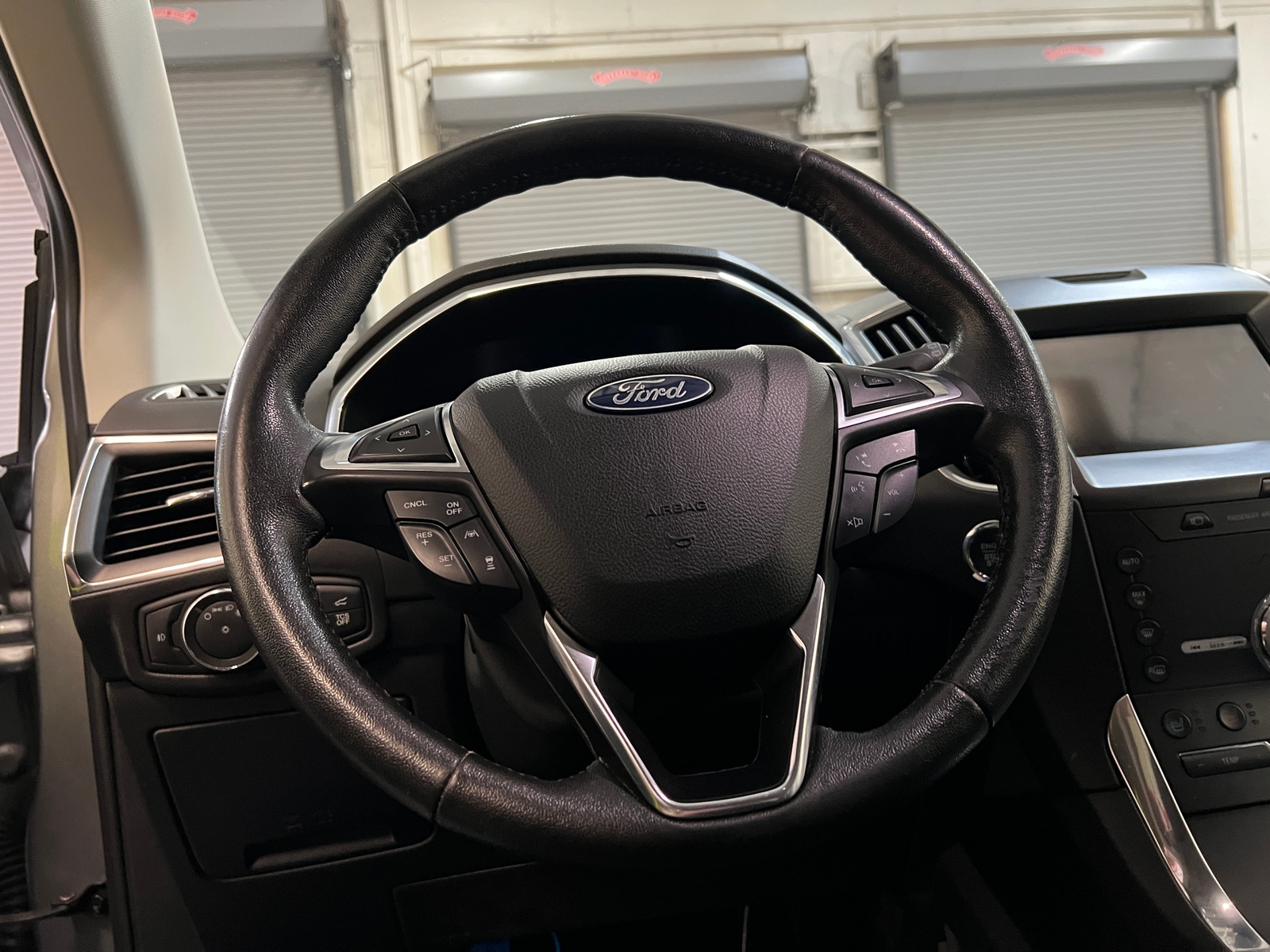 Thumbnail: 2020 Ford Edge - 4