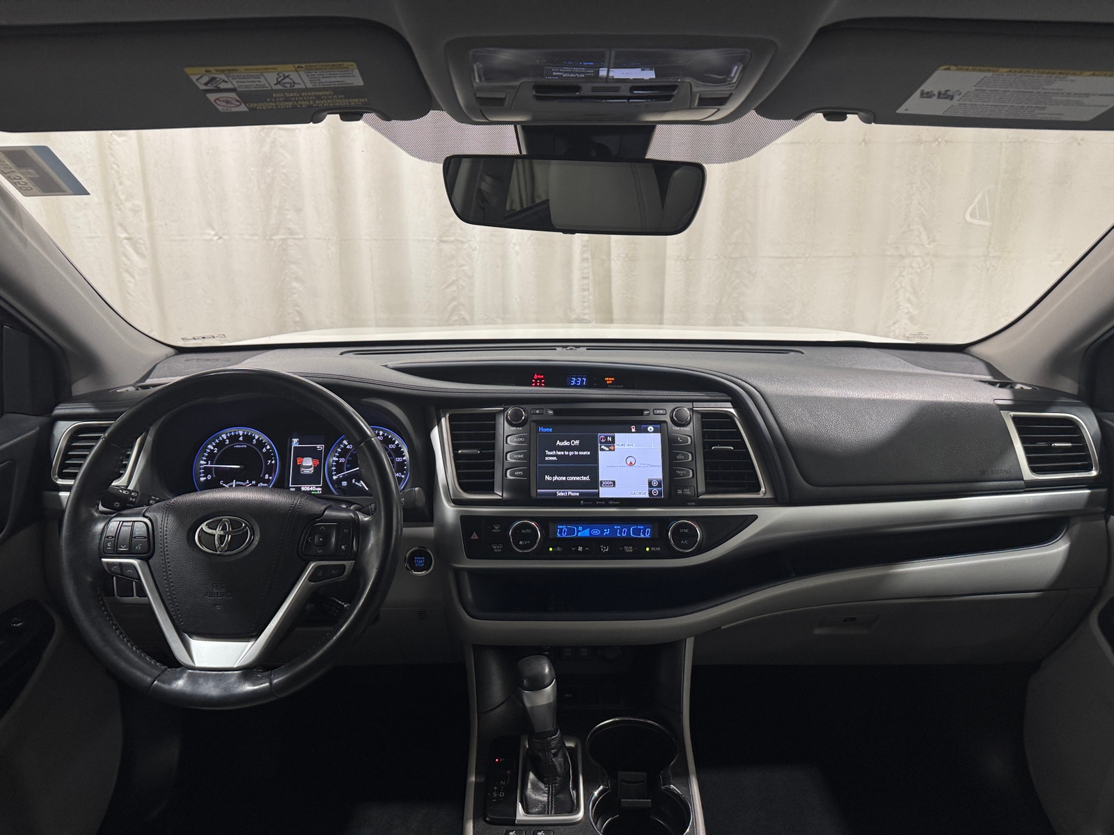 Thumbnail: 2019 Toyota Highlander - 2
