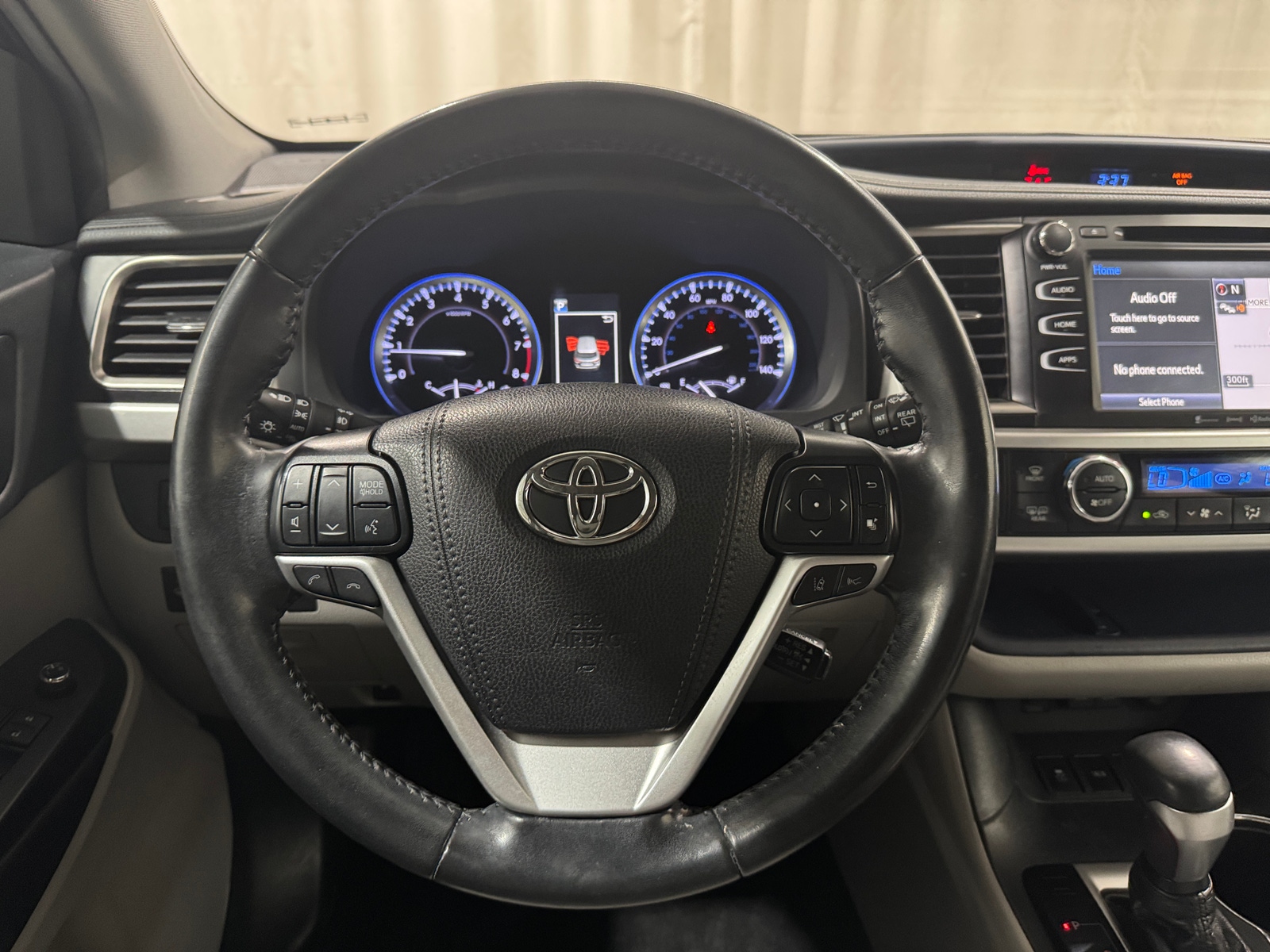 Thumbnail: 2019 Toyota Highlander - 4