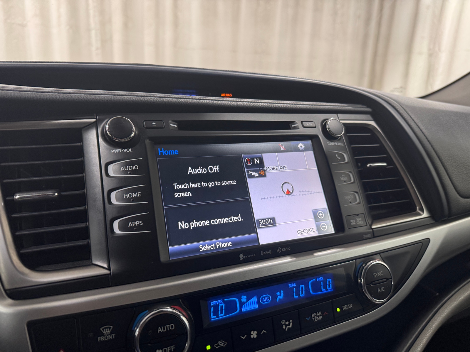 Thumbnail: 2019 Toyota Highlander - 3