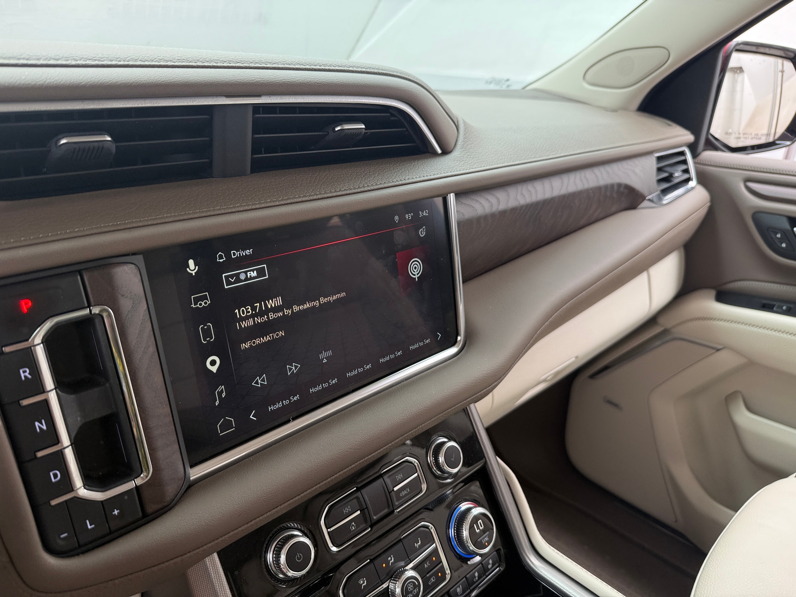 Thumbnail: 2024 GMC Yukon - 3