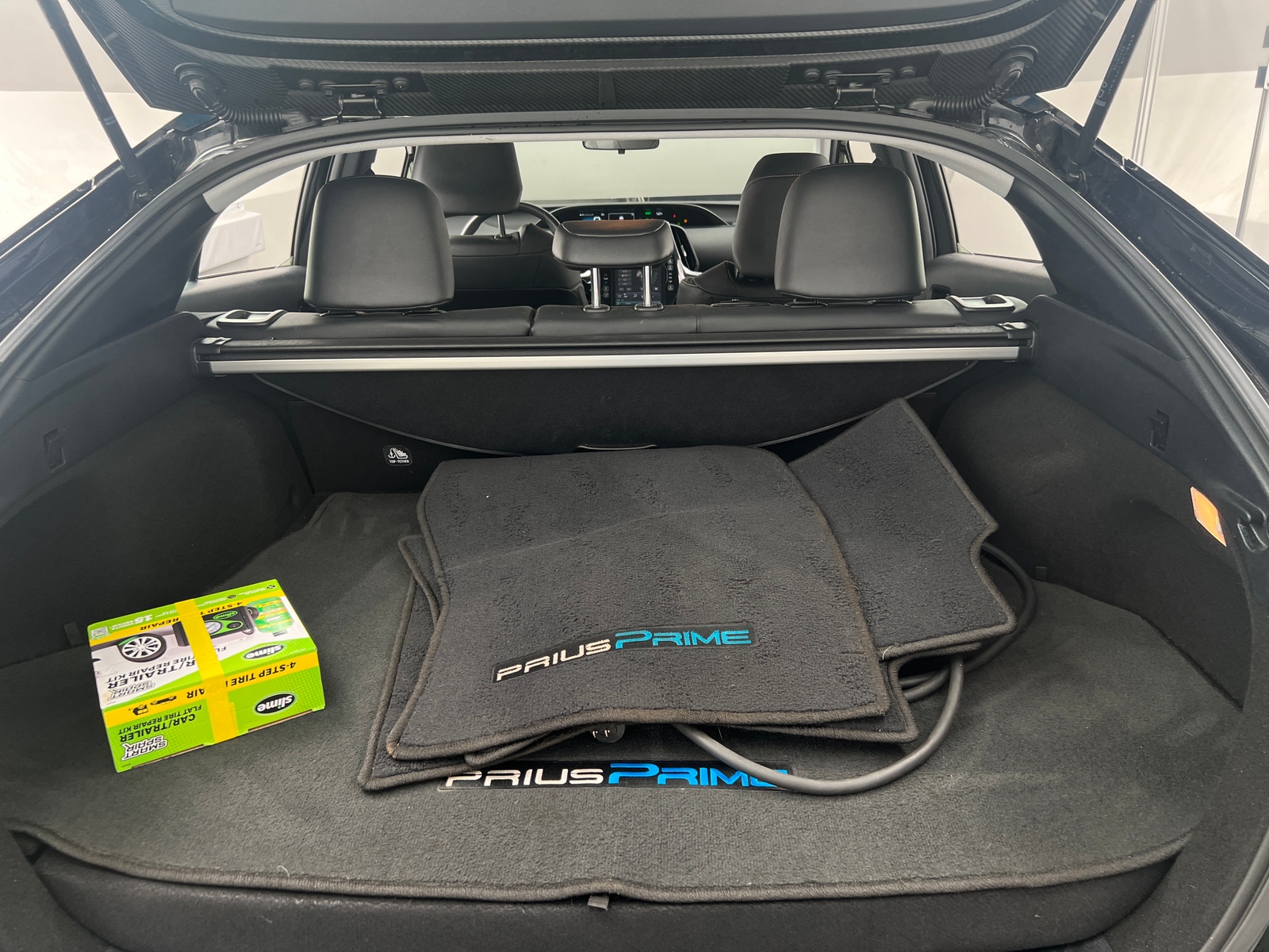 Thumbnail: 2020 Toyota Prius Prime - 6