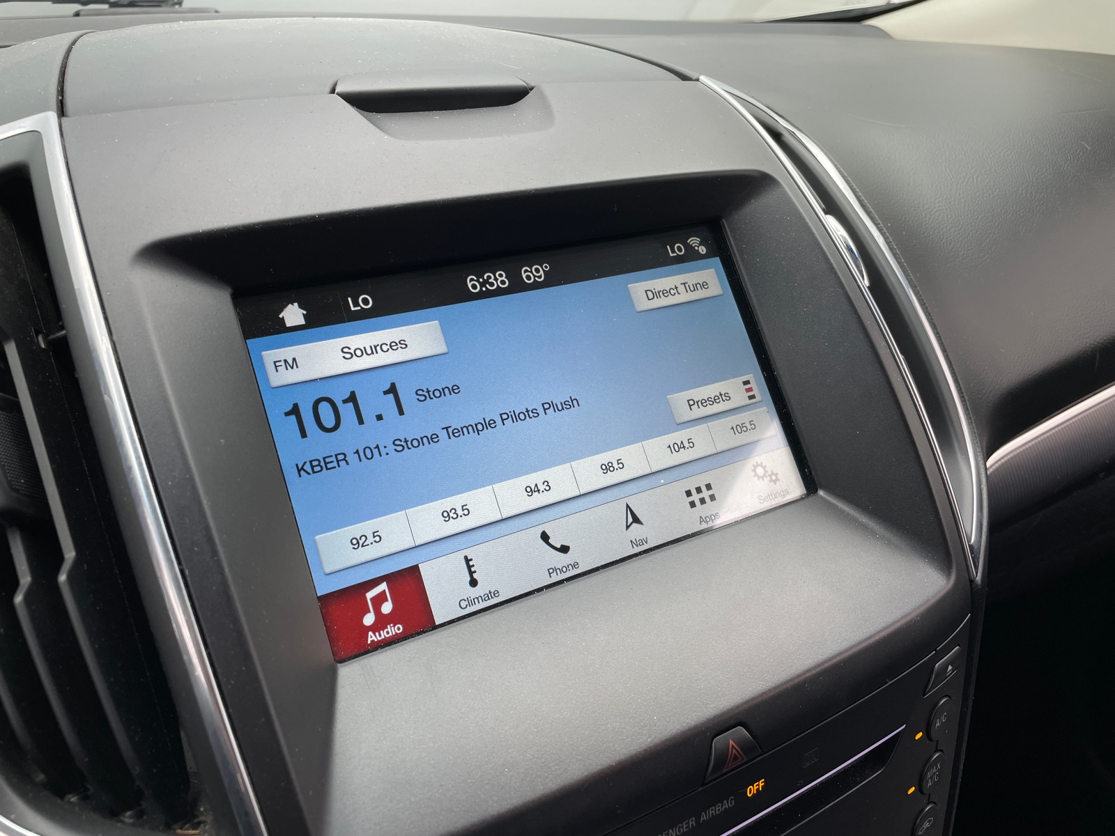Thumbnail: 2018 Ford Edge - 3