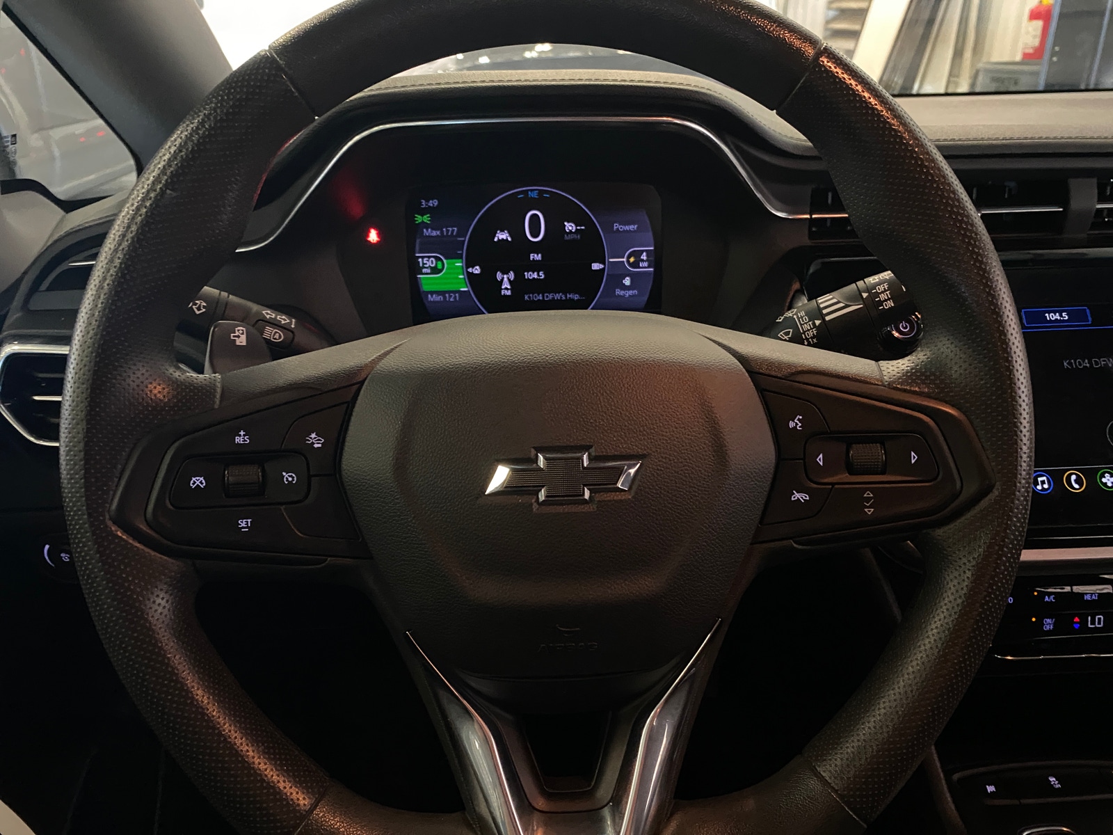 Thumbnail: 2023 Chevrolet Bolt EV - 5