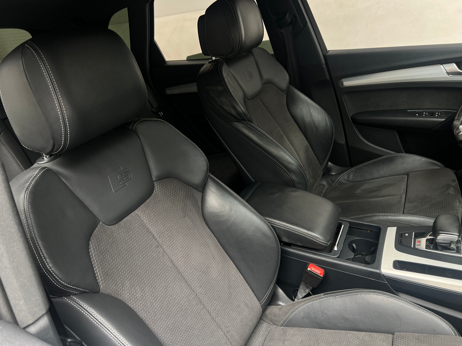 Thumbnail: 2018 Audi SQ5 - 2