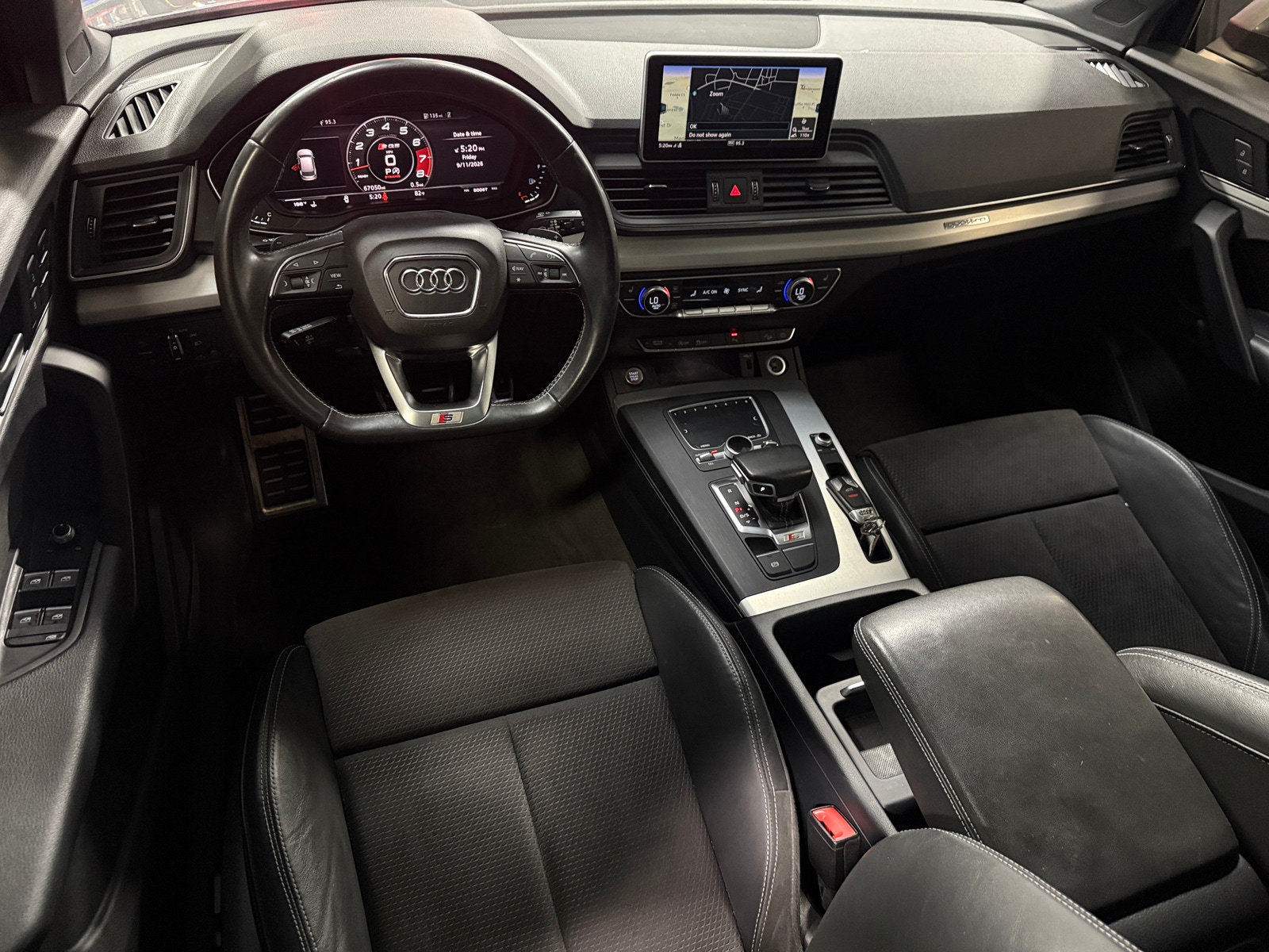 Thumbnail: 2018 Audi SQ5 - 3