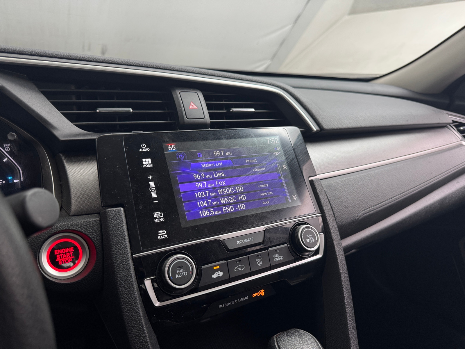 Thumbnail: 2018 Honda Civic - 4