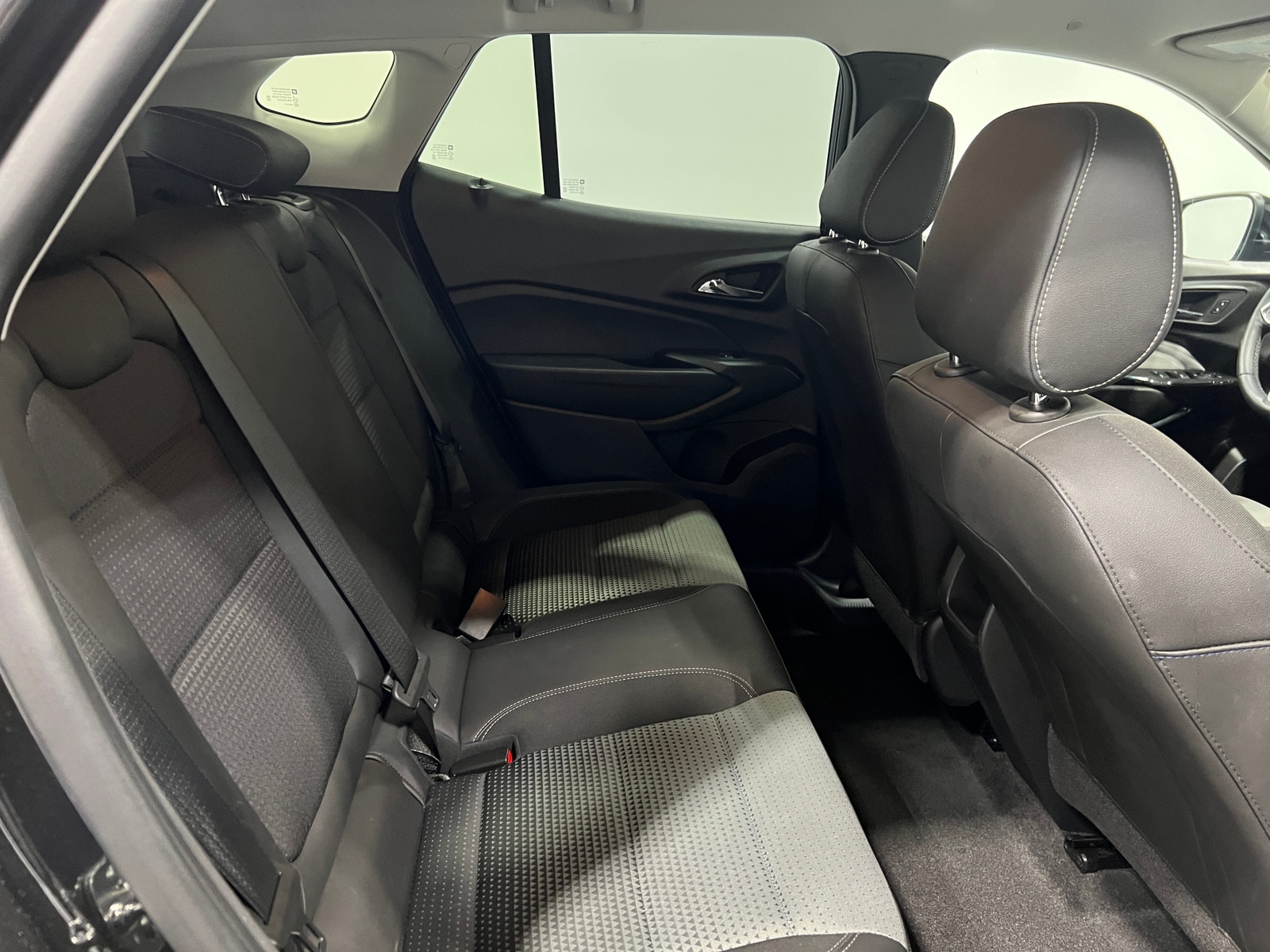 Thumbnail: 2025 Chevrolet Trax - 5