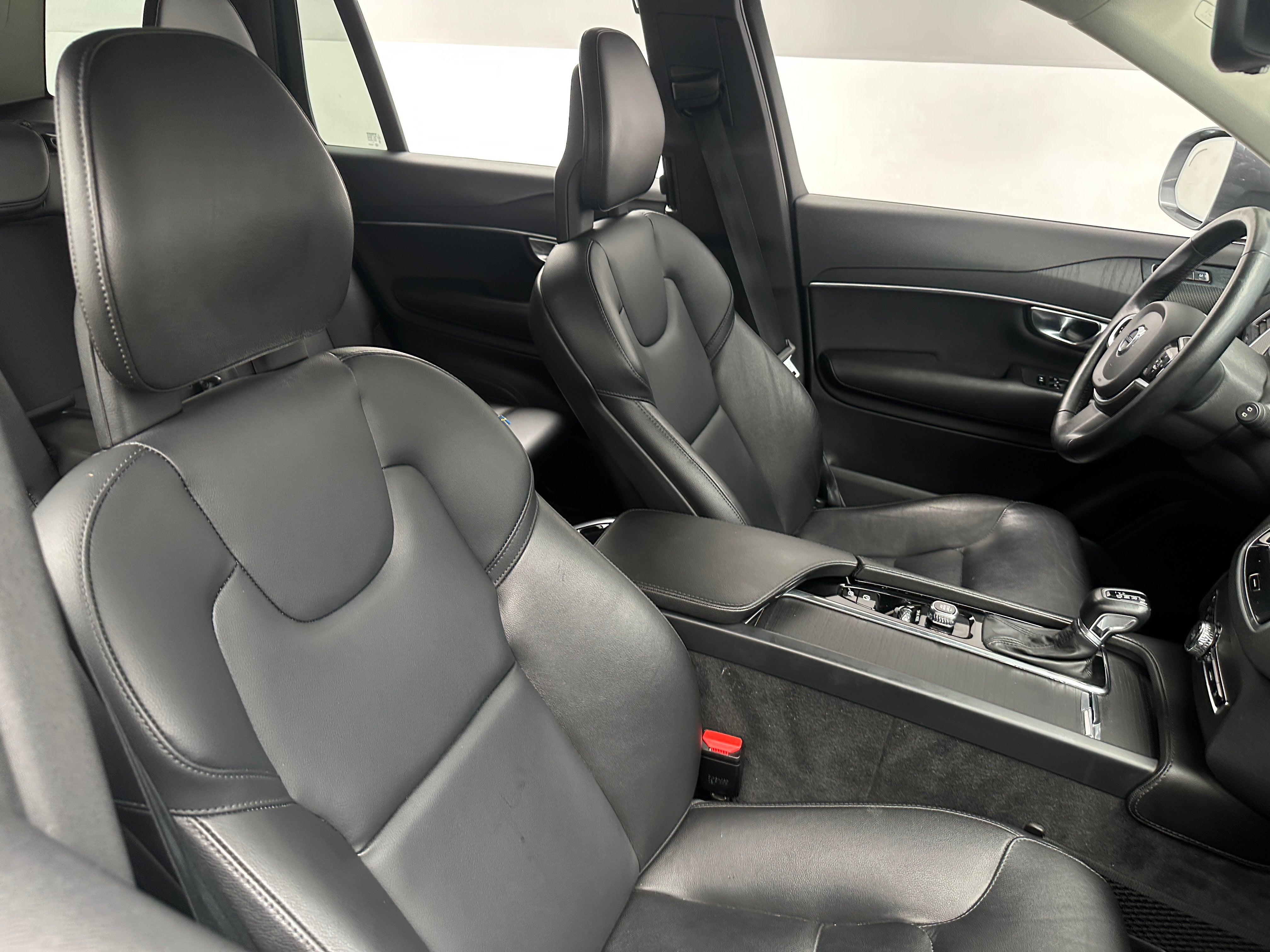 2020 Volvo XC90