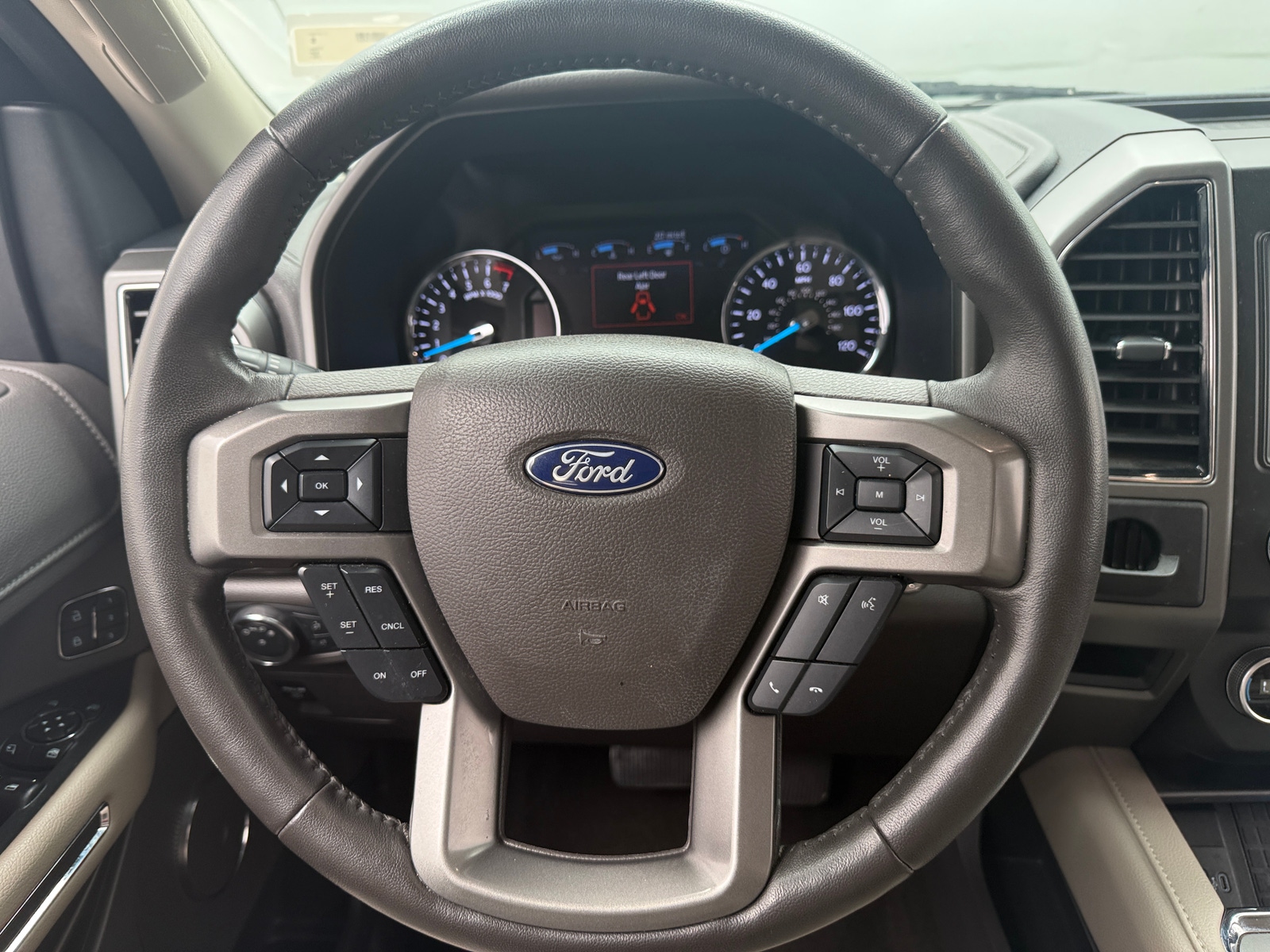 Thumbnail: 2021 Ford Expedition - 4