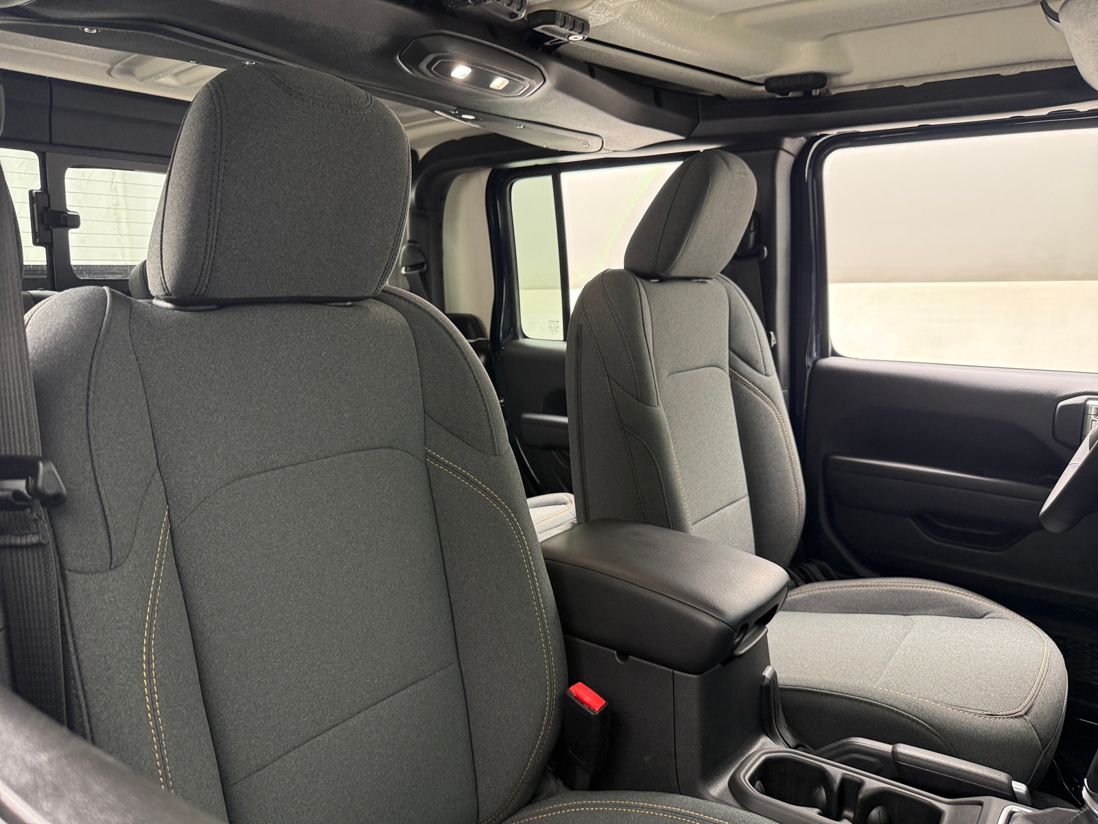 Thumbnail: 2025 Jeep Gladiator - 2