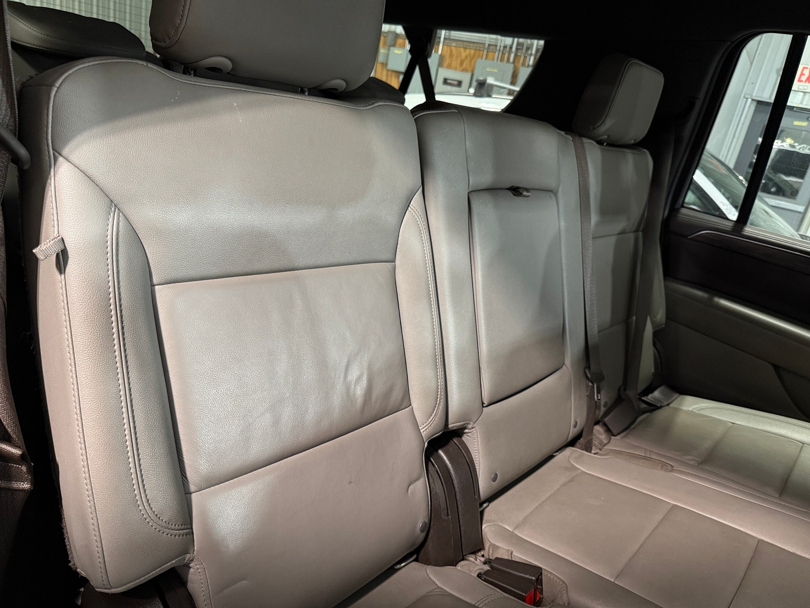 Thumbnail: 2021 Chevrolet Suburban - 5