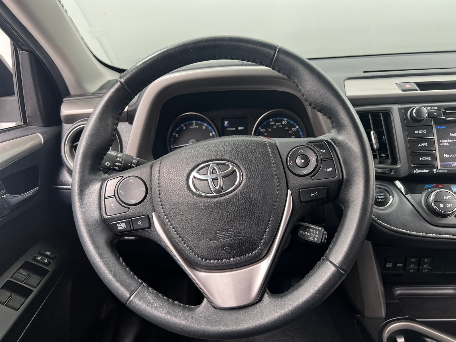 Thumbnail: 2018 Toyota RAV4 - 5