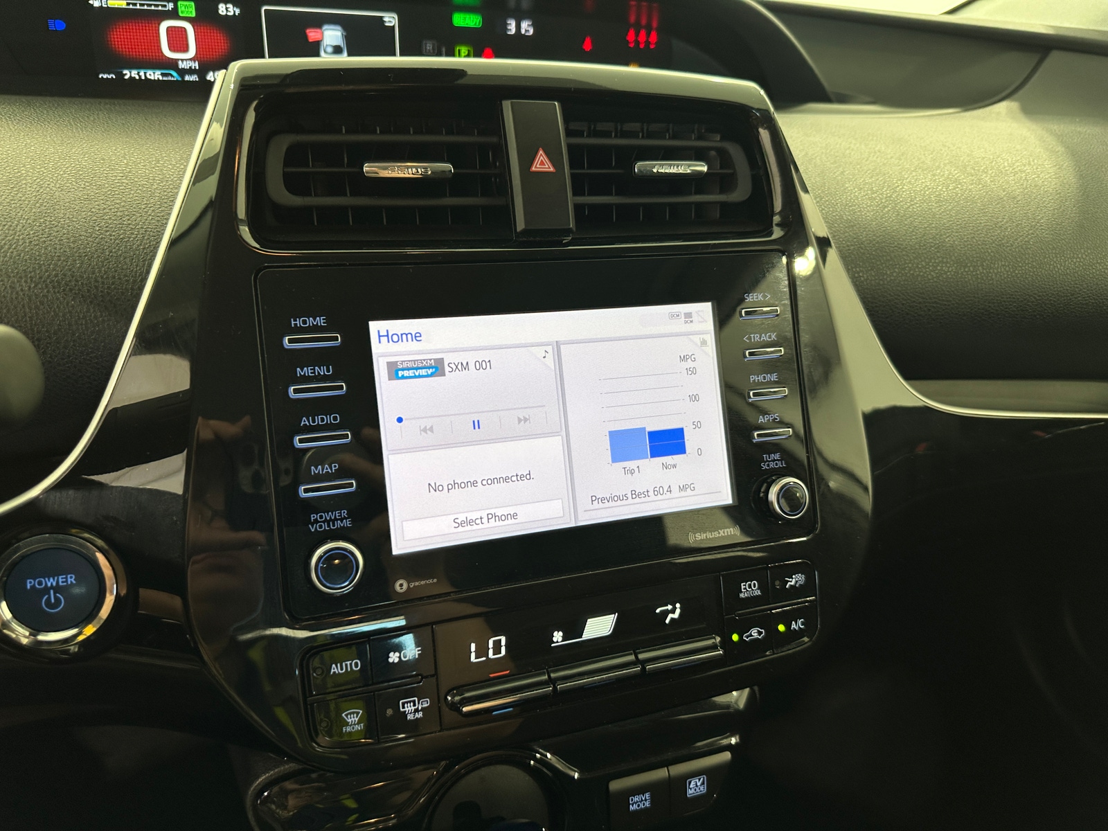 Thumbnail: 2022 Toyota Prius - 4