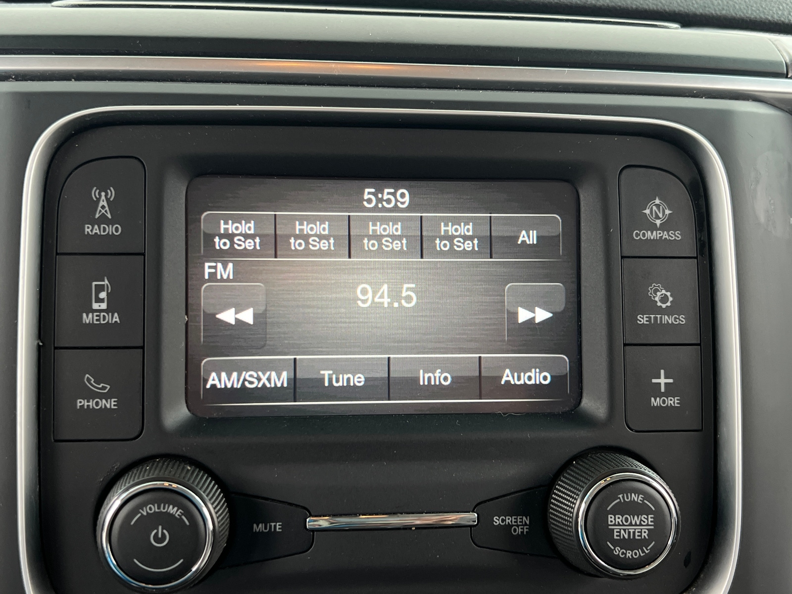 Thumbnail: 2024 RAM 1500 Classic - 4