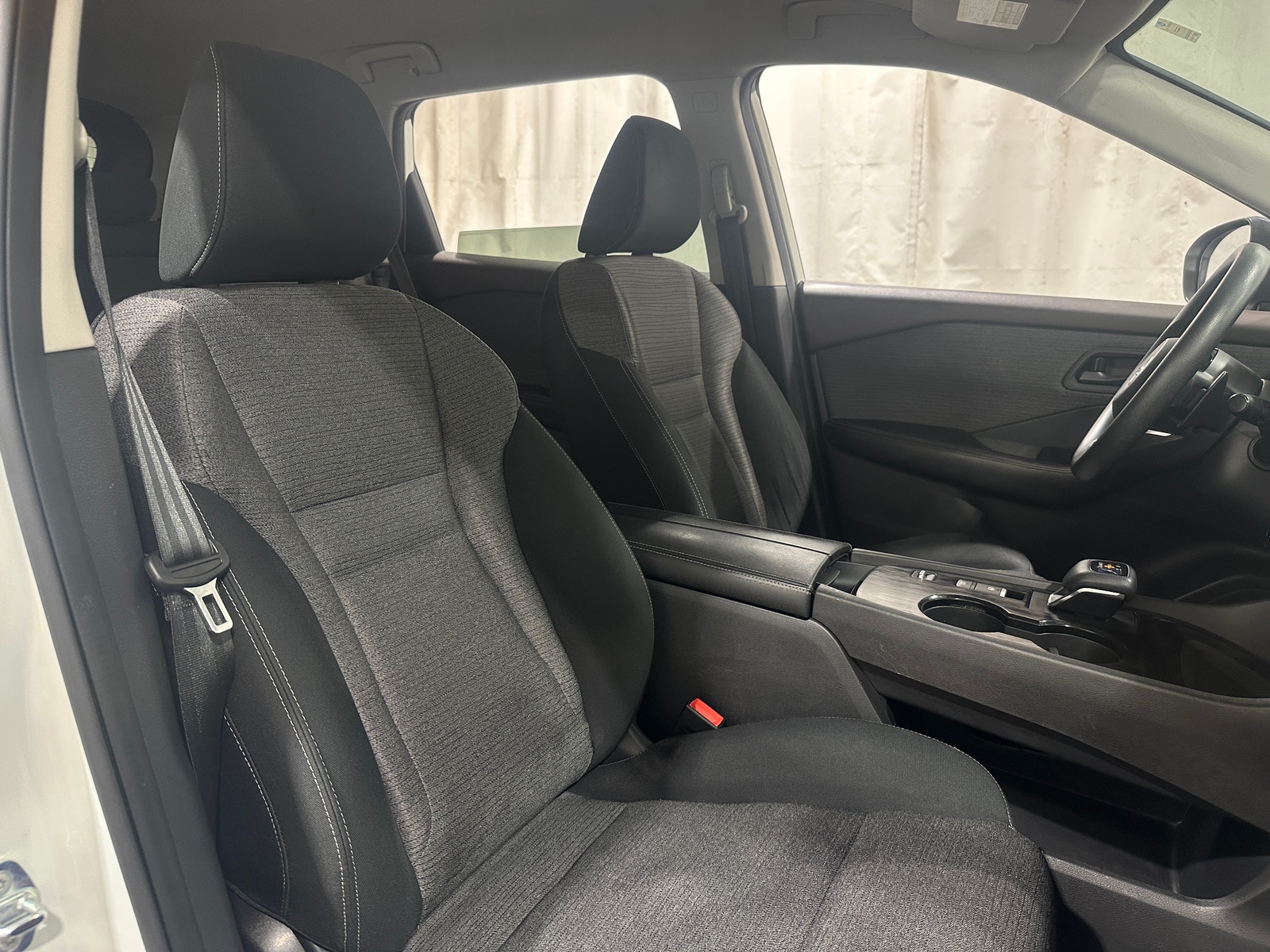 Thumbnail: 2021 Nissan Rogue - 2