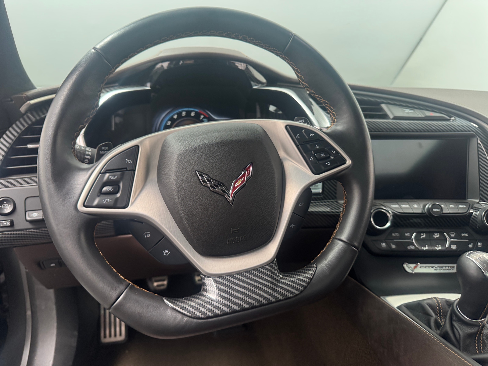 Thumbnail: 2015 Chevrolet Corvette - 3
