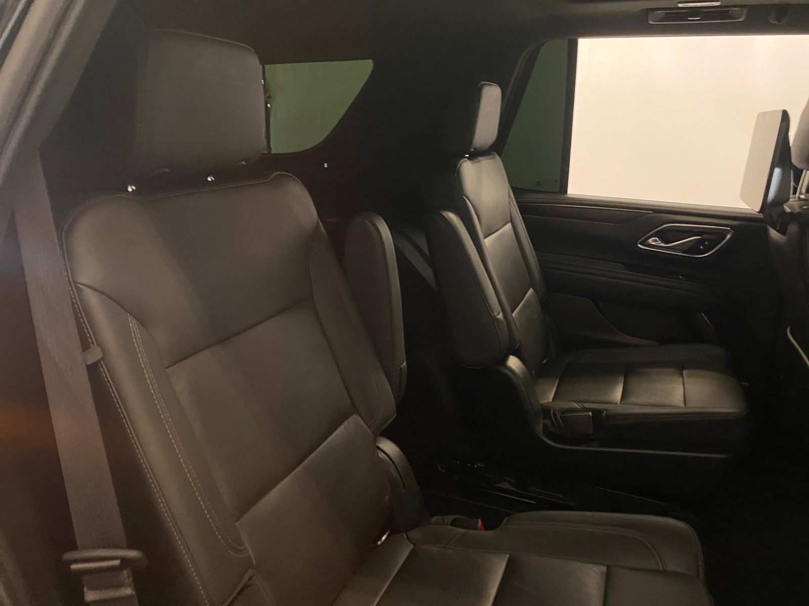 Thumbnail: 2022 Chevrolet Tahoe - 5