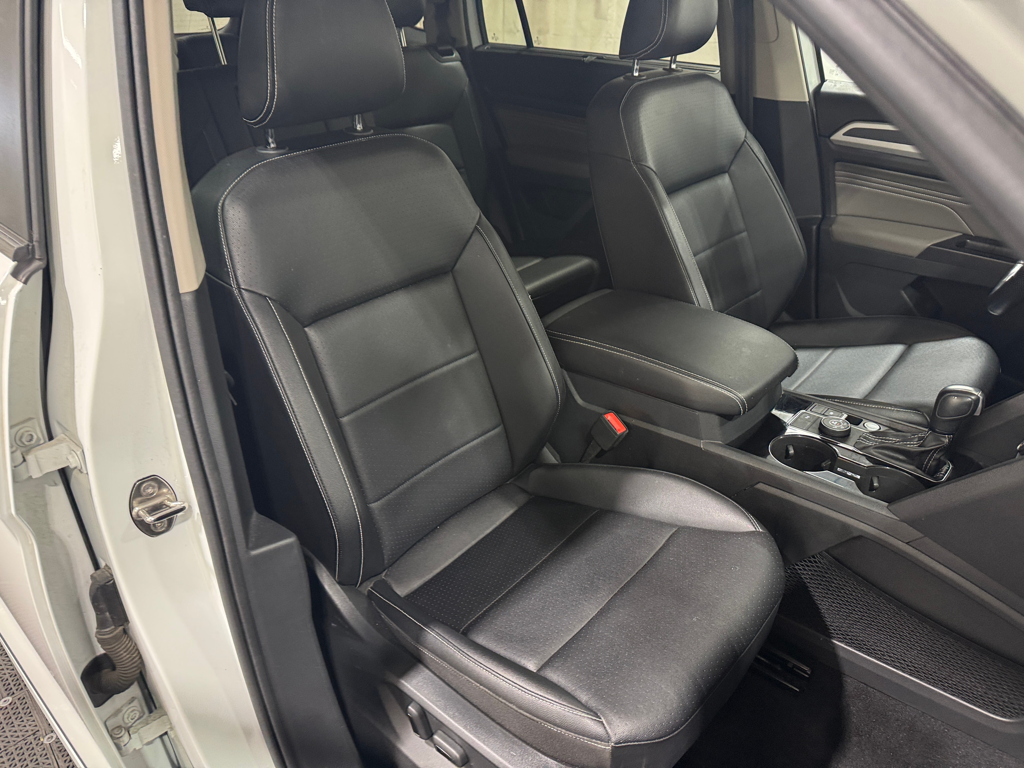 2021 Volkswagen Atlas SEL R-Line