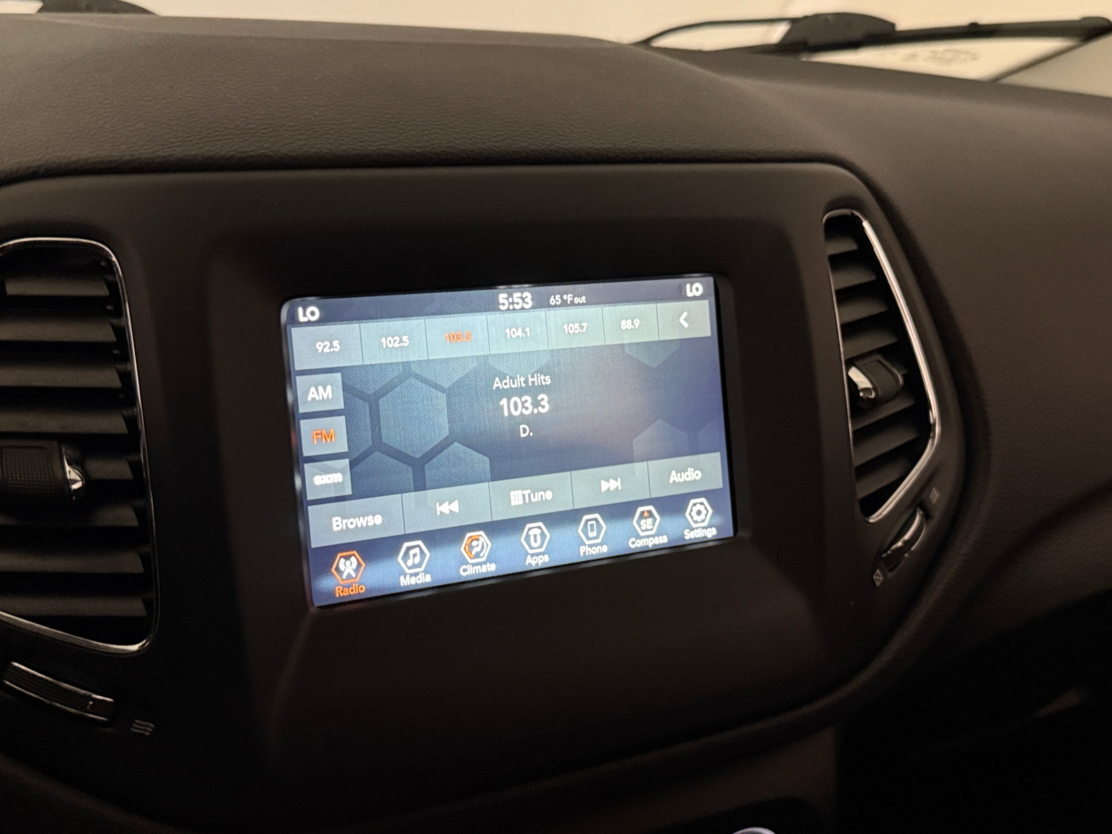 Thumbnail: 2020 Jeep Compass - 4