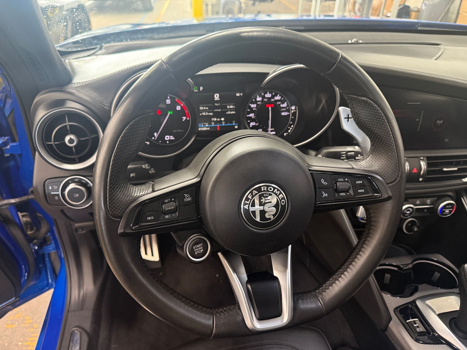 Thumbnail: 2021 Alfa Romeo Giulia - 4
