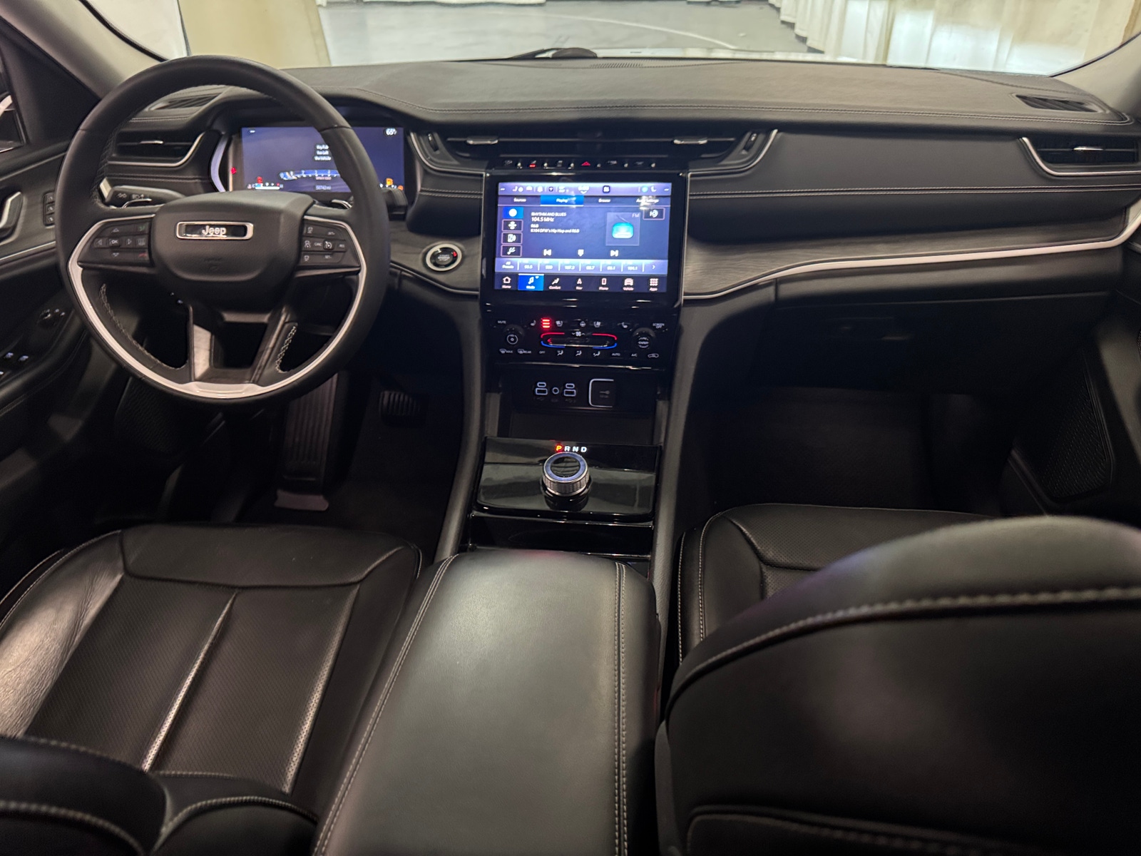 Thumbnail: 2023 Jeep Grand Cherokee - 2