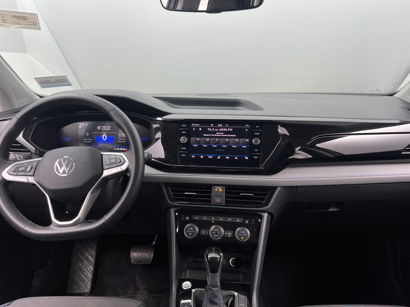 Thumbnail: 2024 Volkswagen Taos - 2