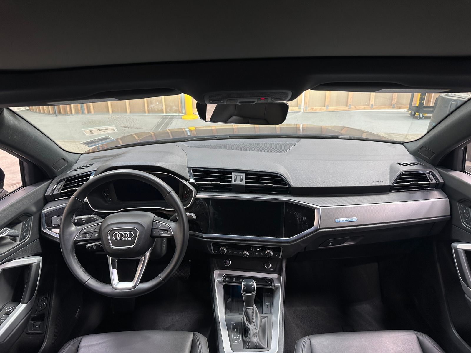 Thumbnail: 2024 Audi Q3 - 2
