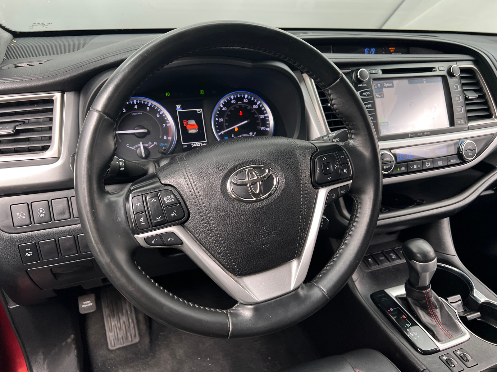 Thumbnail: 2019 Toyota Highlander - 5